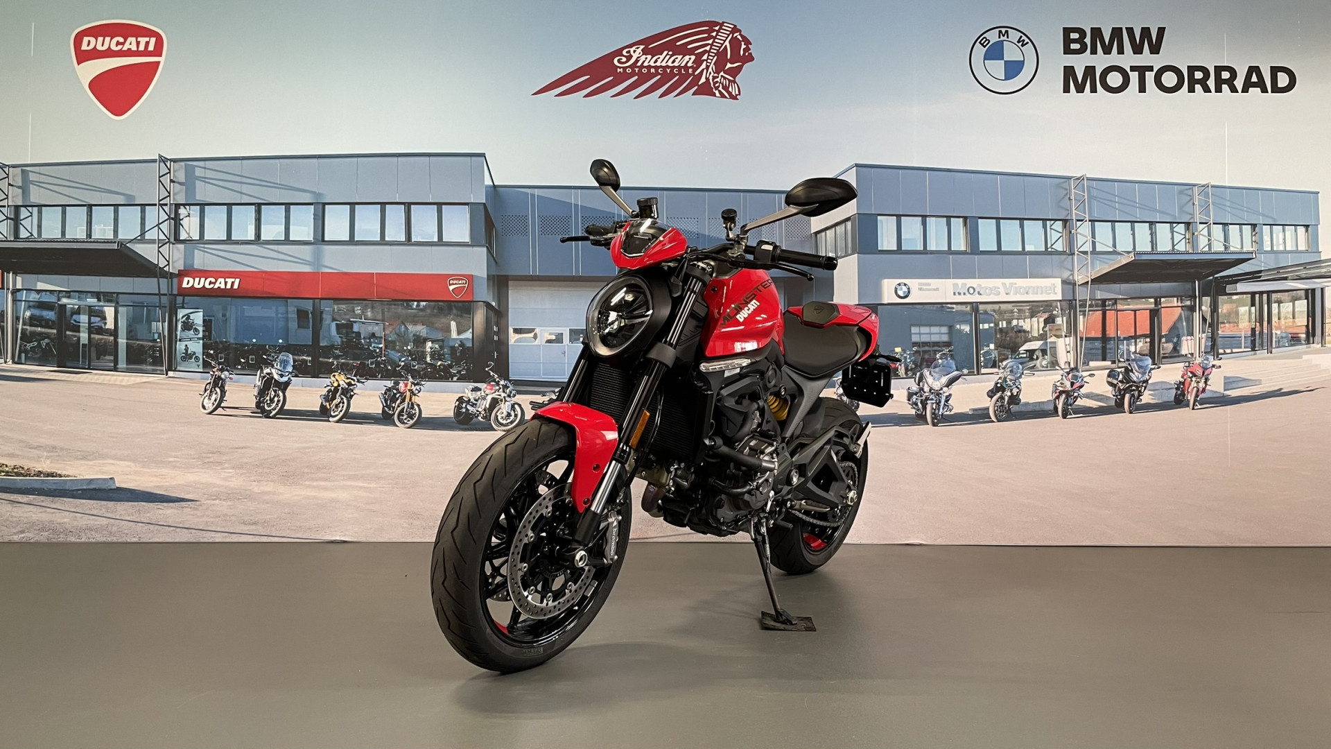 DUCATI Monster 950 Plus-showroom-element-2