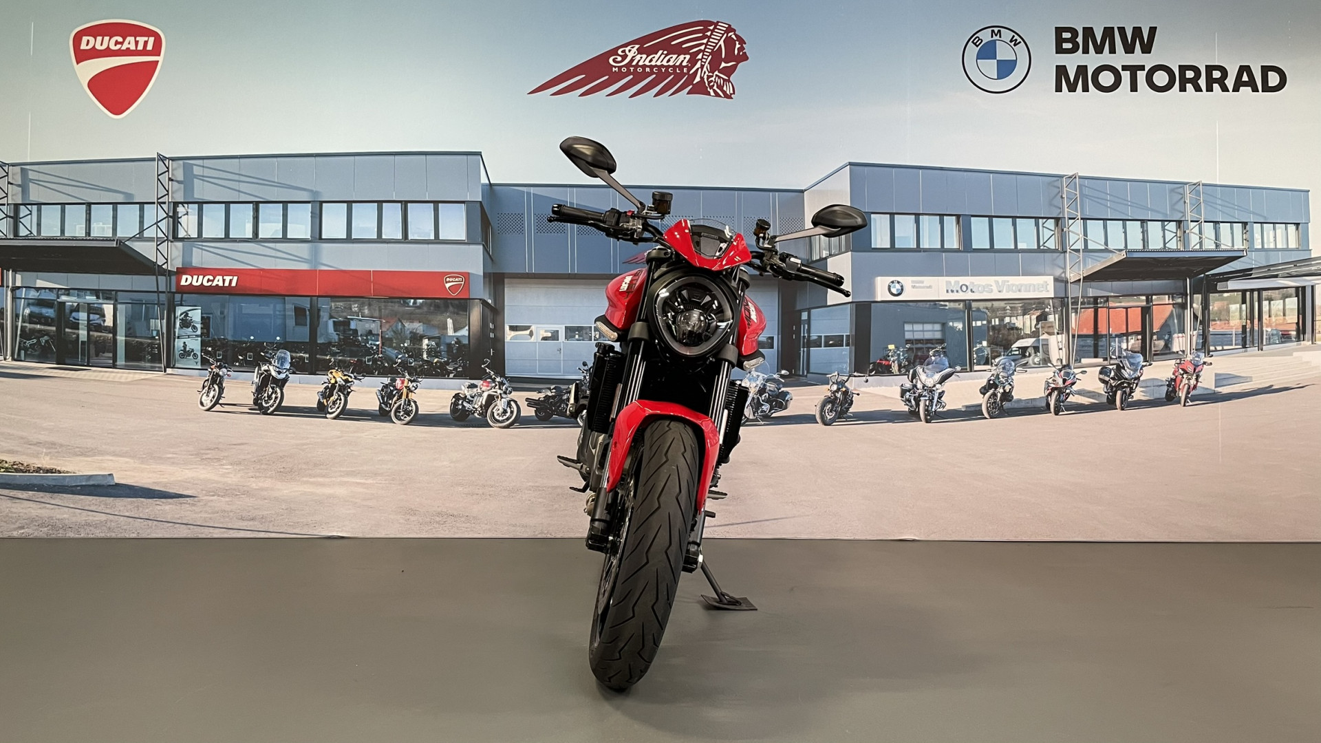 DUCATI Monster 950 Plus-showroom-element-1