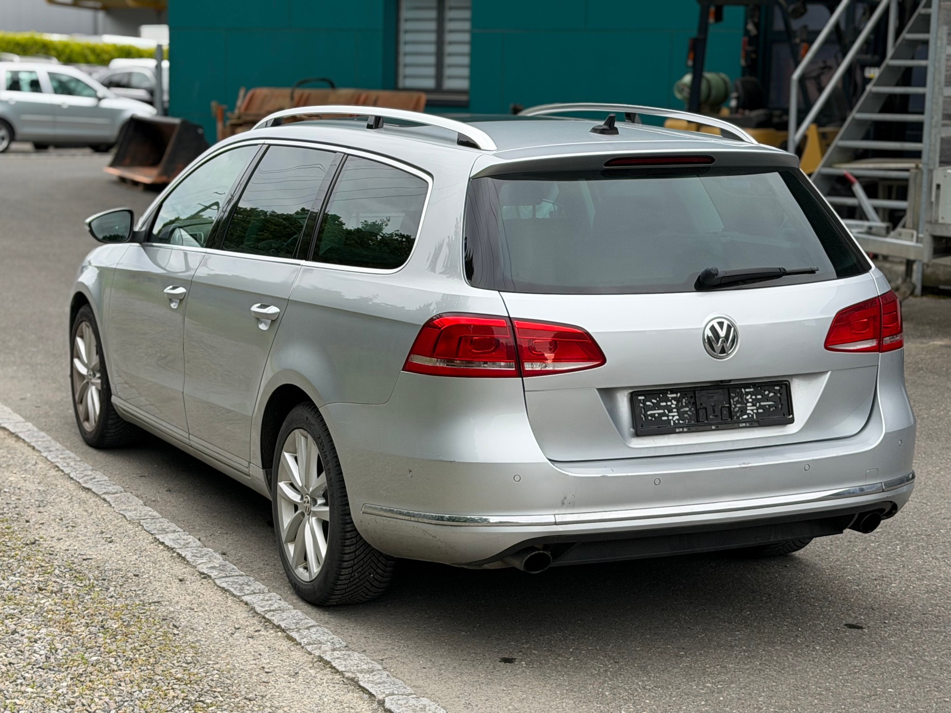 VW Passat Variant 3.6 FSI Highline 4Motion DSG-image-7