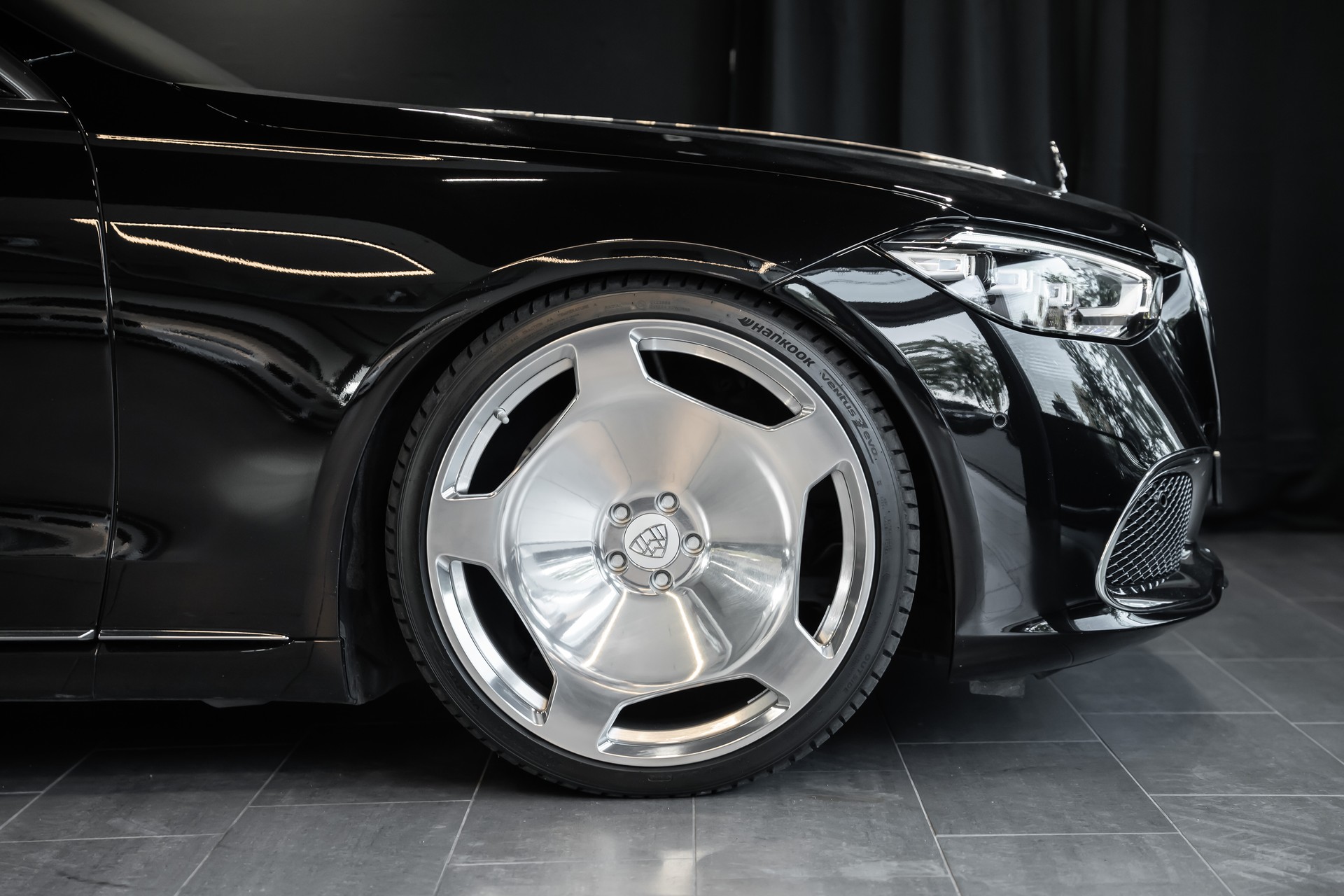 MERCEDES-BENZ S 580 4Matic Maybach 9G-Tronic-image-4