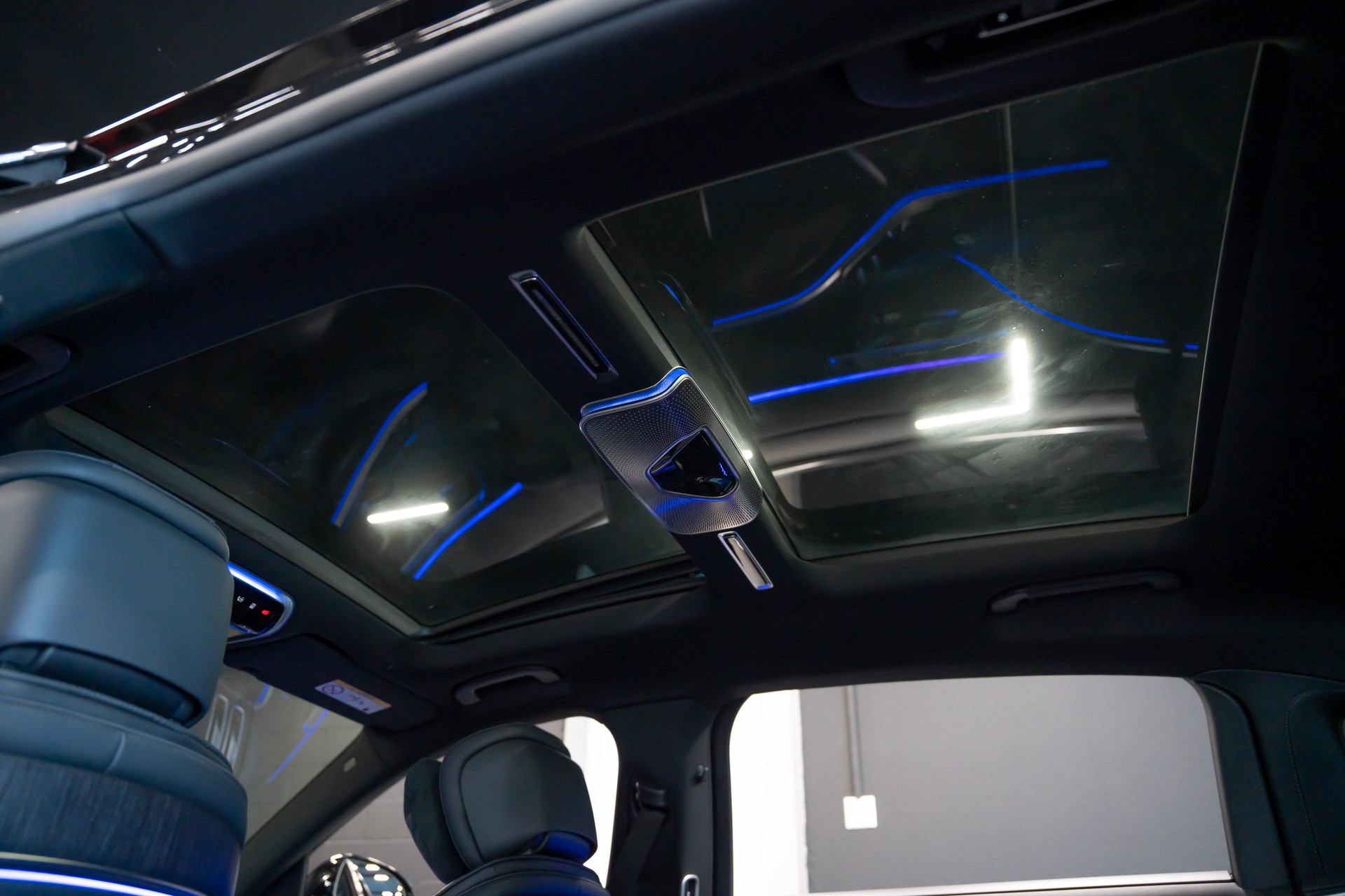 MERCEDES-BENZ S 580 4Matic Maybach 9G-Tronic-image-14