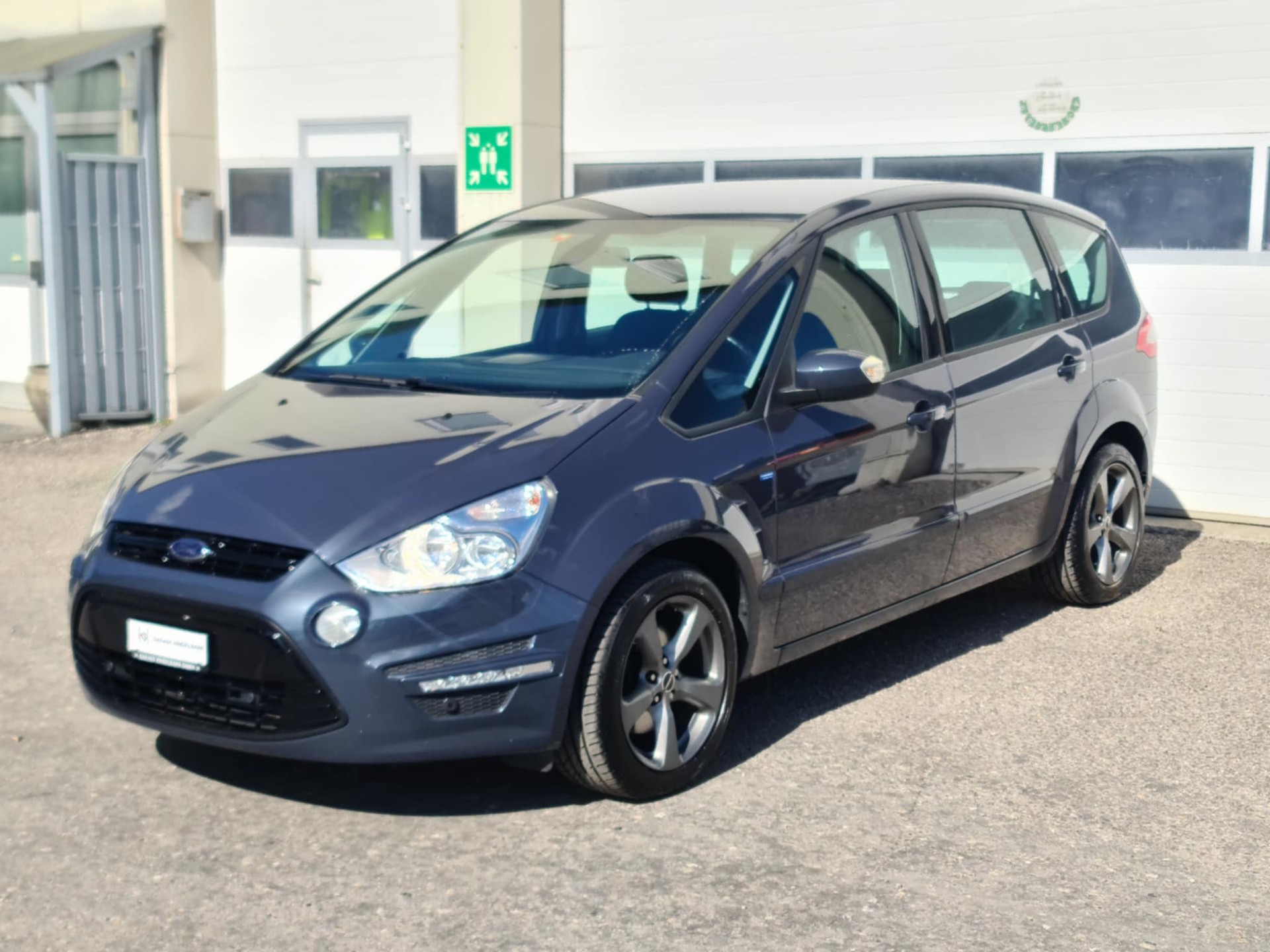 FORD S-Max 1.6 SCTi Titanium-image-3