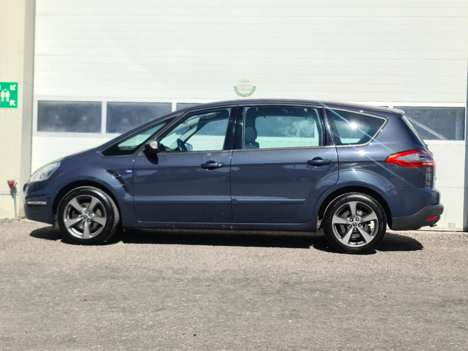 FORD S-Max 1.6 SCTi Titanium-image-4