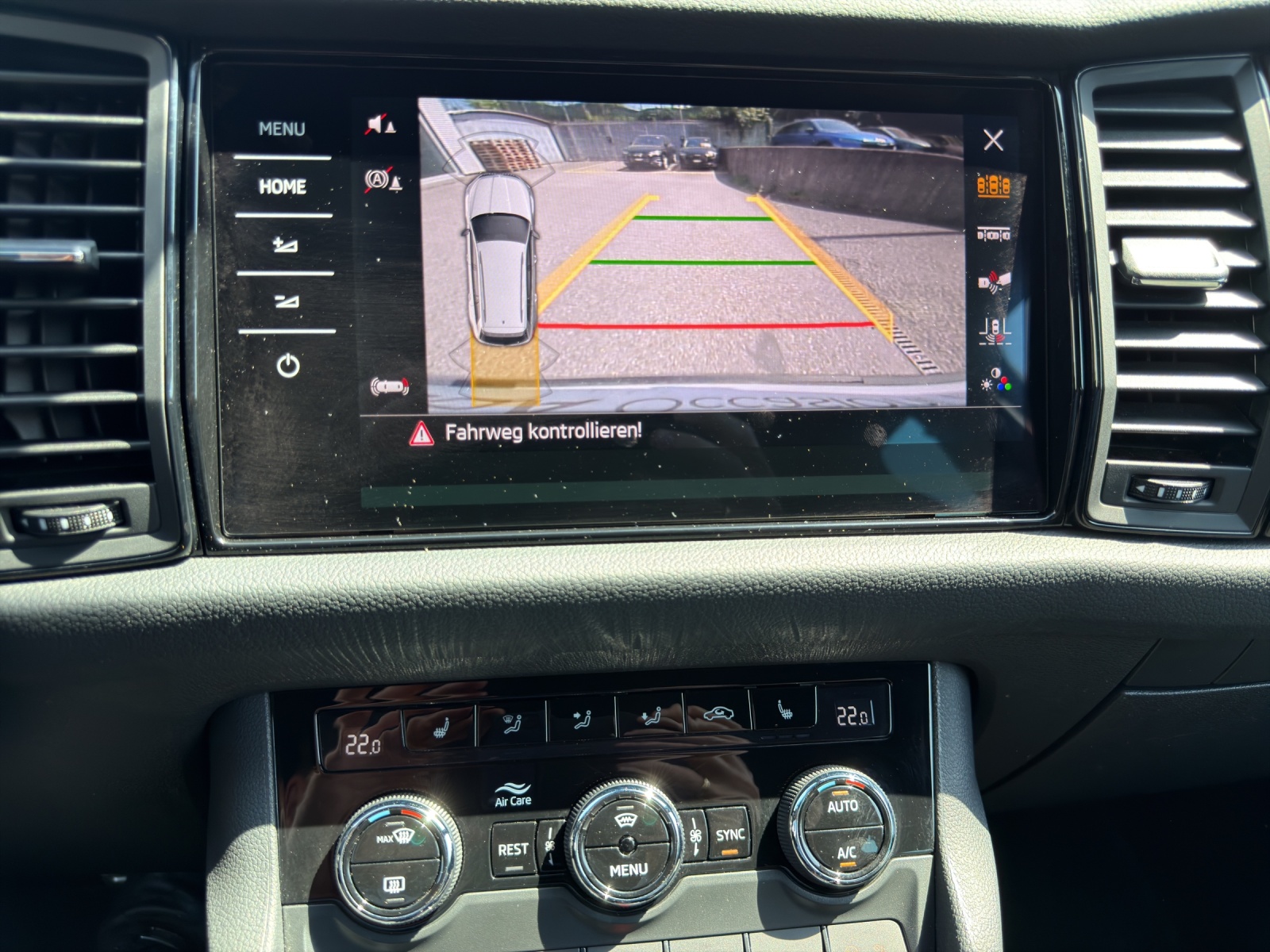 SKODA Kodiaq 2.0 TSI 4x4 RS-image-13