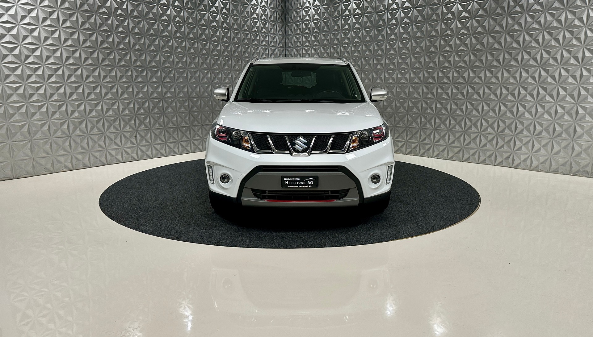 SUZUKI Vitara 1.4 Boosterjet Sergio Cellano Top-showroom-element-1