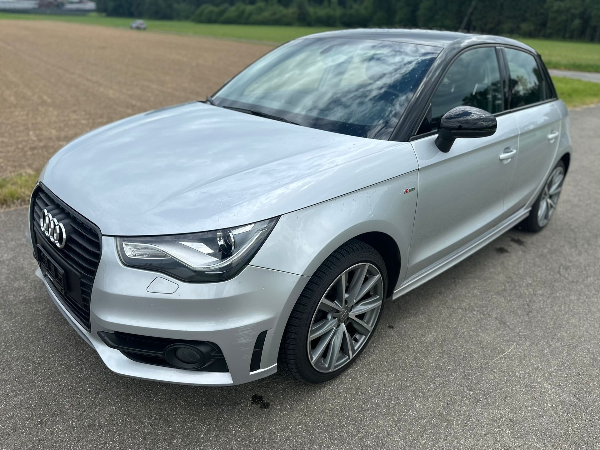 AUDI A1 Sportback 1.2 TFSI Ambition-image-1