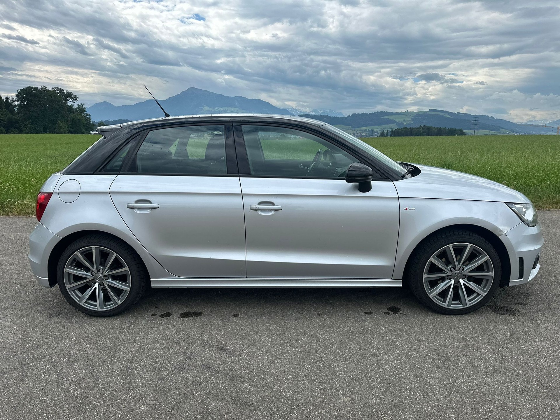 AUDI A1 Sportback 1.2 TFSI Ambition-image-4