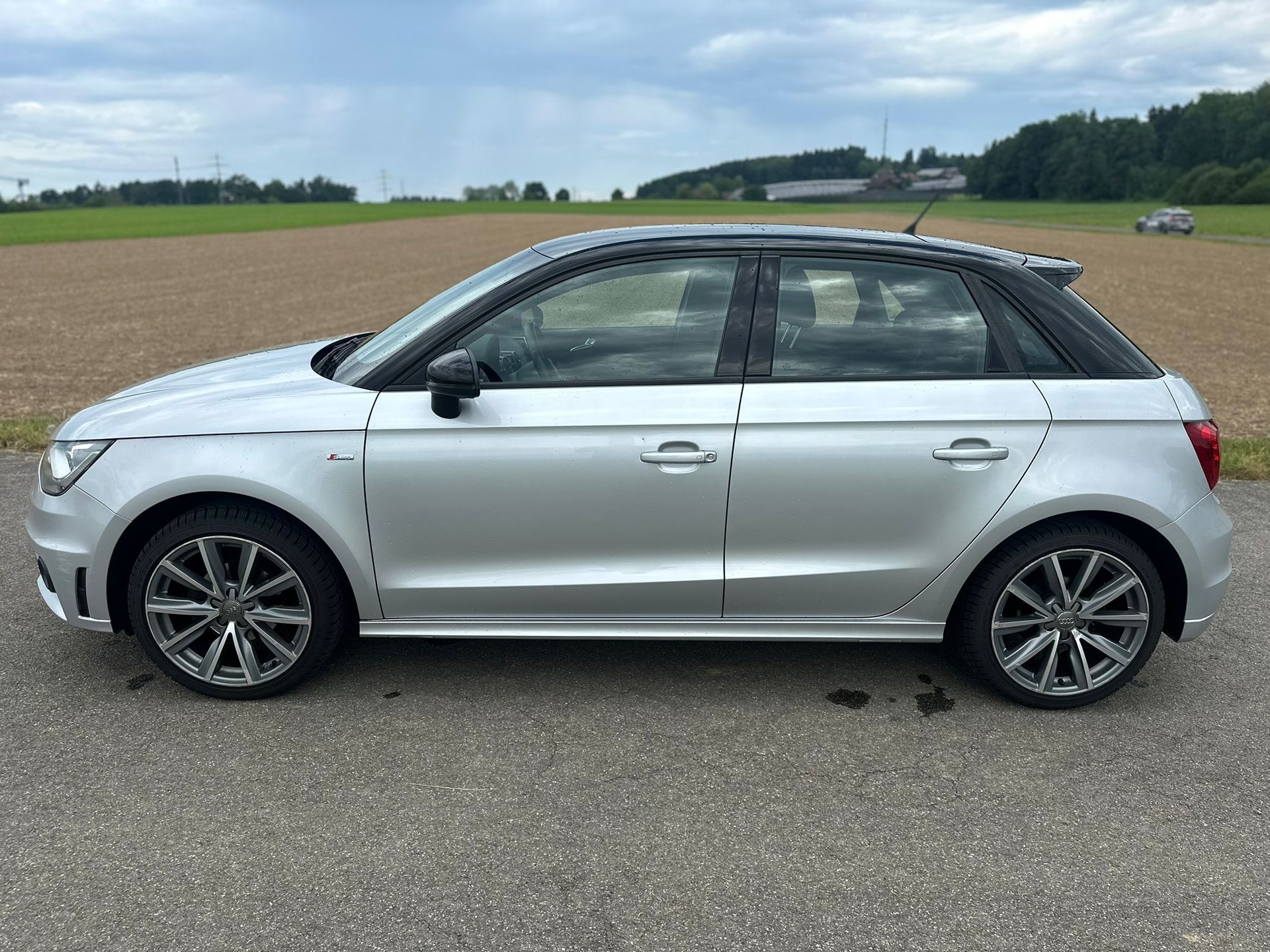 AUDI A1 Sportback 1.2 TFSI Ambition-image-8