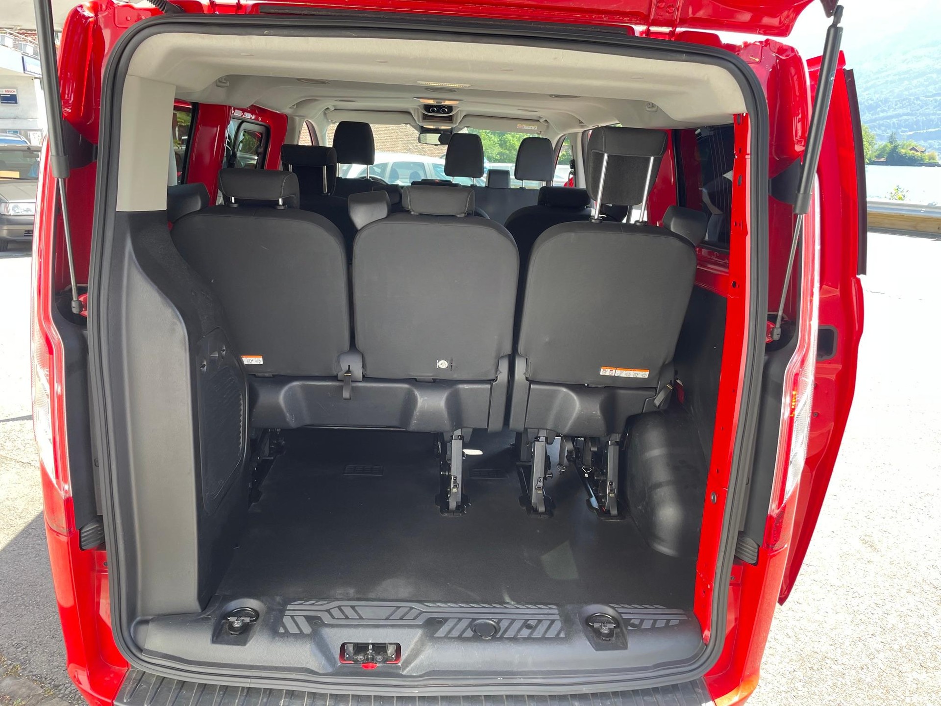 FORD Transit C Kombi 320 L1 2.0 TDCi 150 Trend-image-9