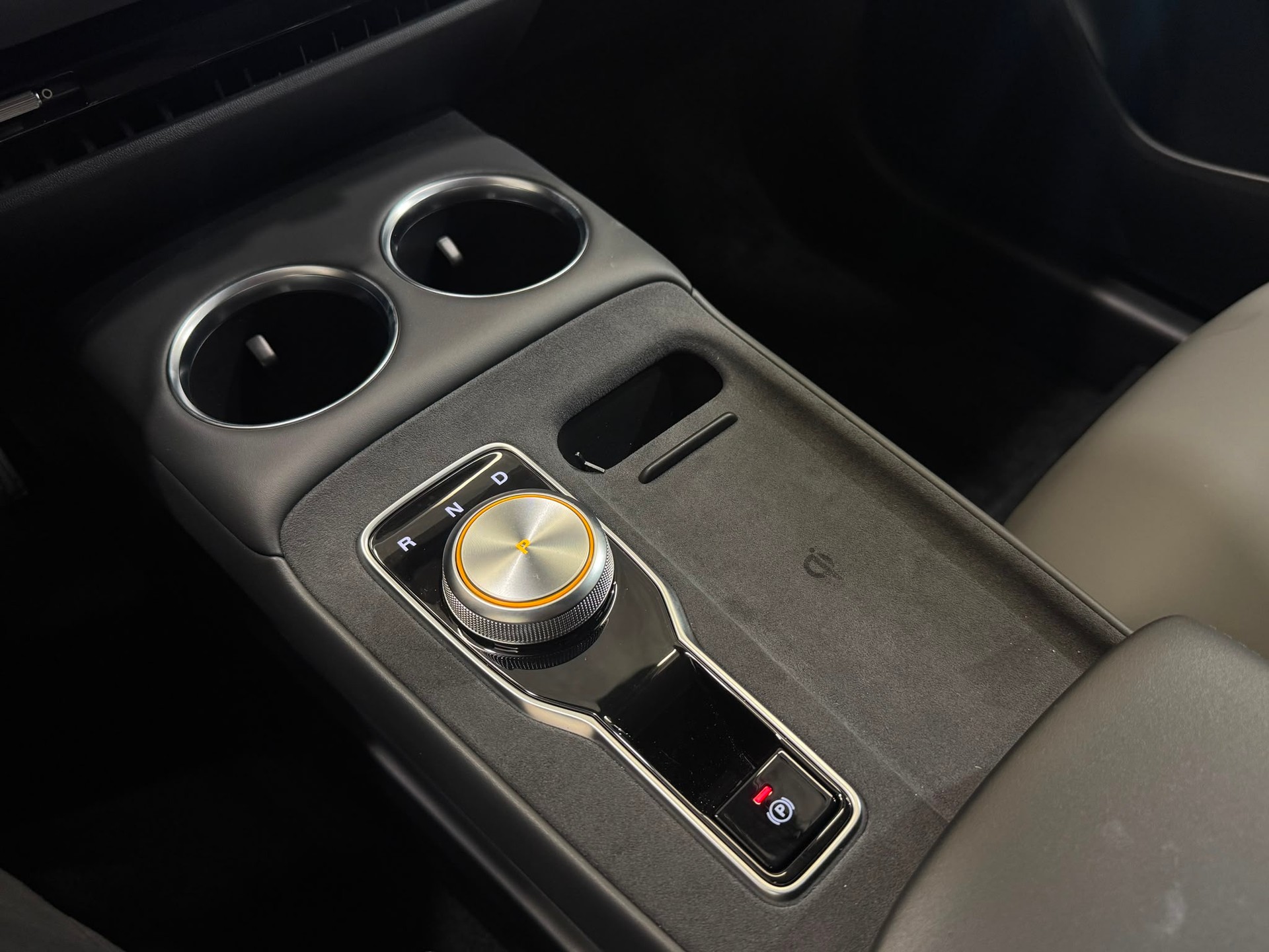 MG S5 EV 64kWh Luxury-image-16