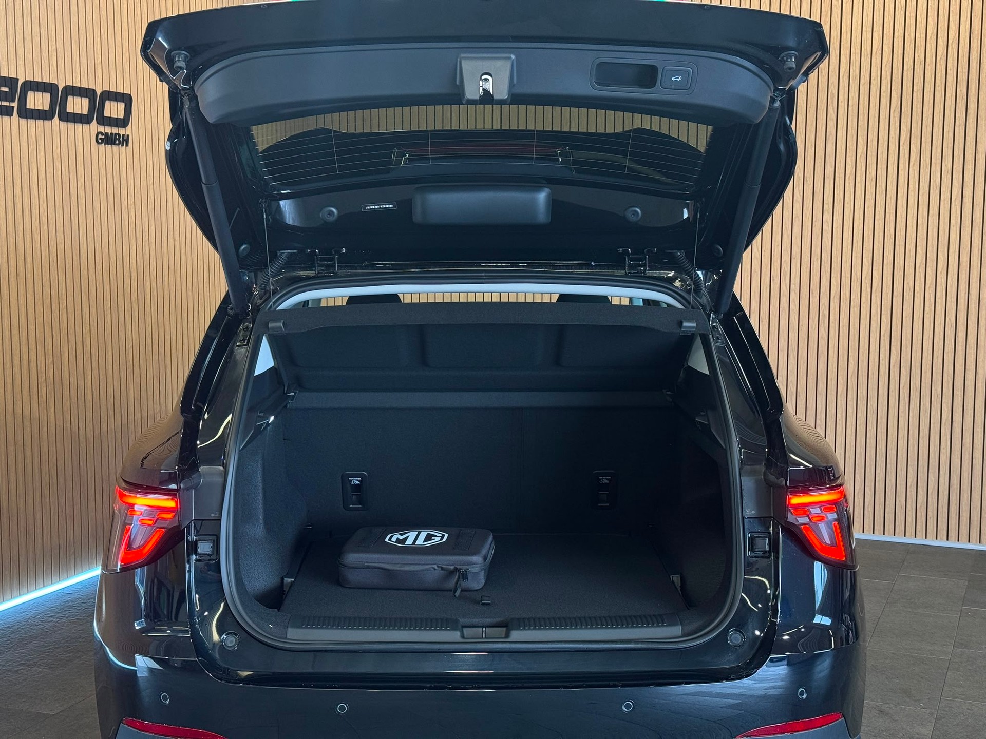 MG S5 EV 64kWh Luxury-image-7