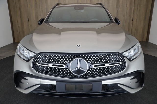 MERCEDES-BENZ GLC 300 e AMG Line 4m-image-0