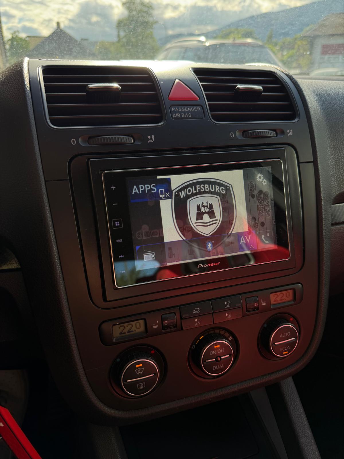 VW Golf 2.0 TFSI GTI Edition 30-image-12