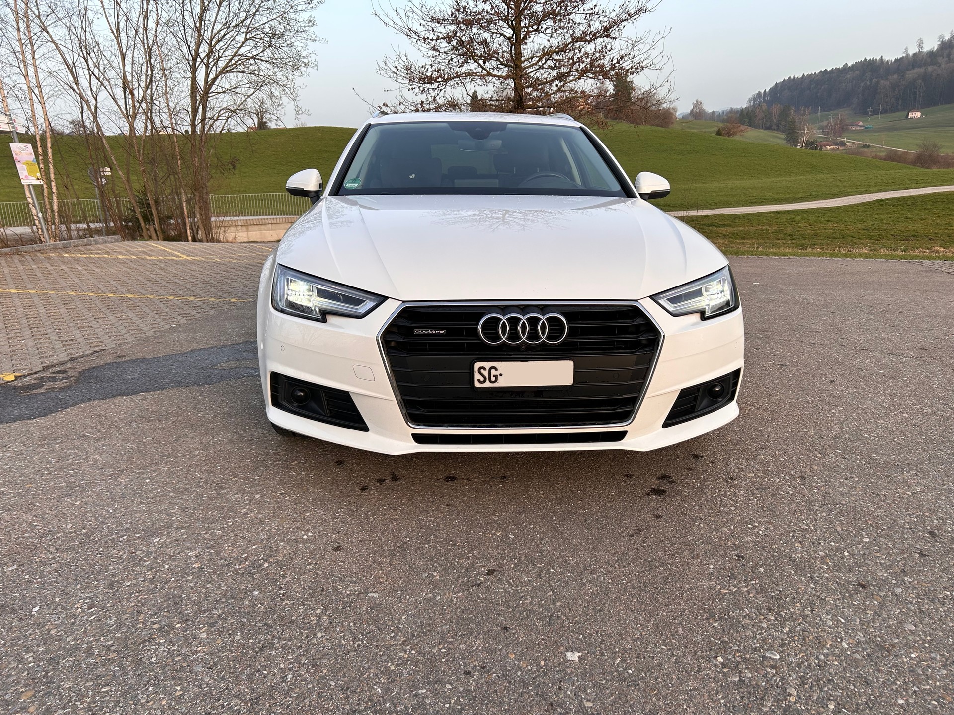 AUDI A4 Avant 2.0 TDI quattro S-tronic-image-0