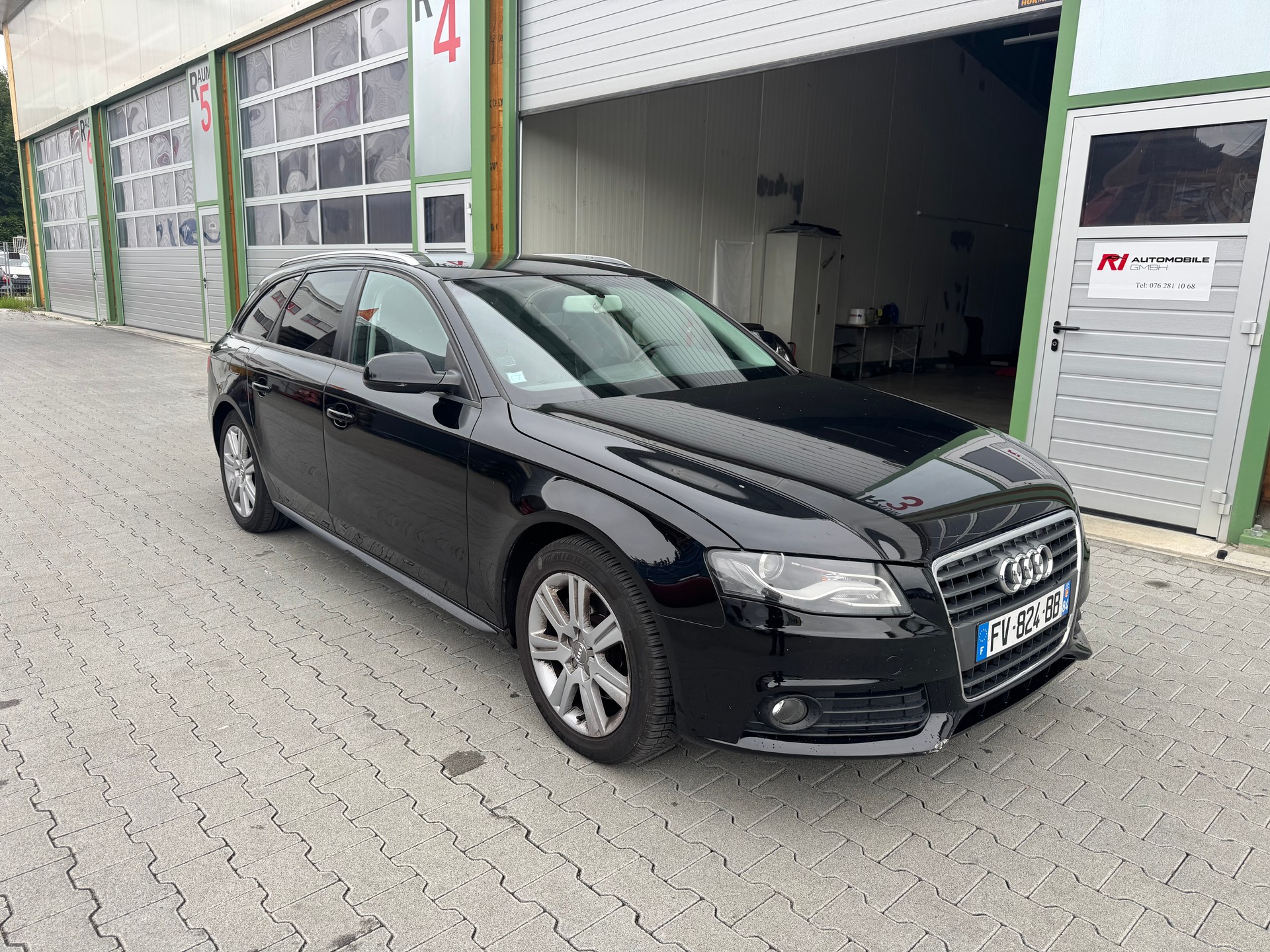 AUDI A4 Avant 2.0 TDI multitronic-image-2