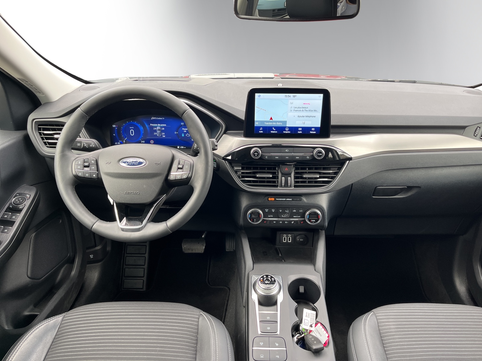 FORD Kuga 2.5 FHEV Titanium X 4WD-image-11