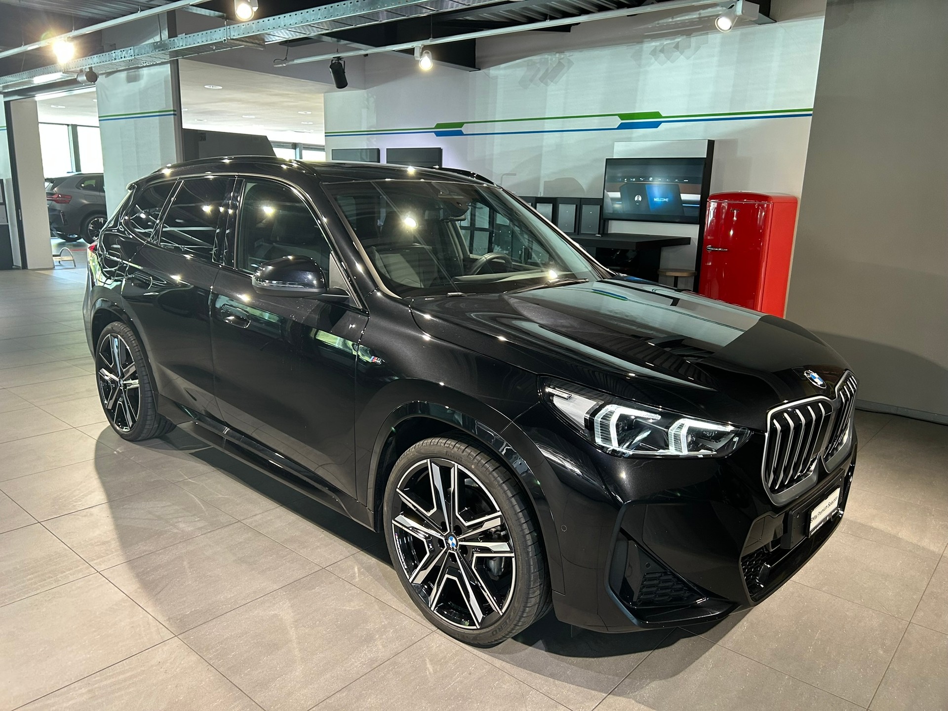 BMW X1 xDrive 23d 48V M Sport-image-3