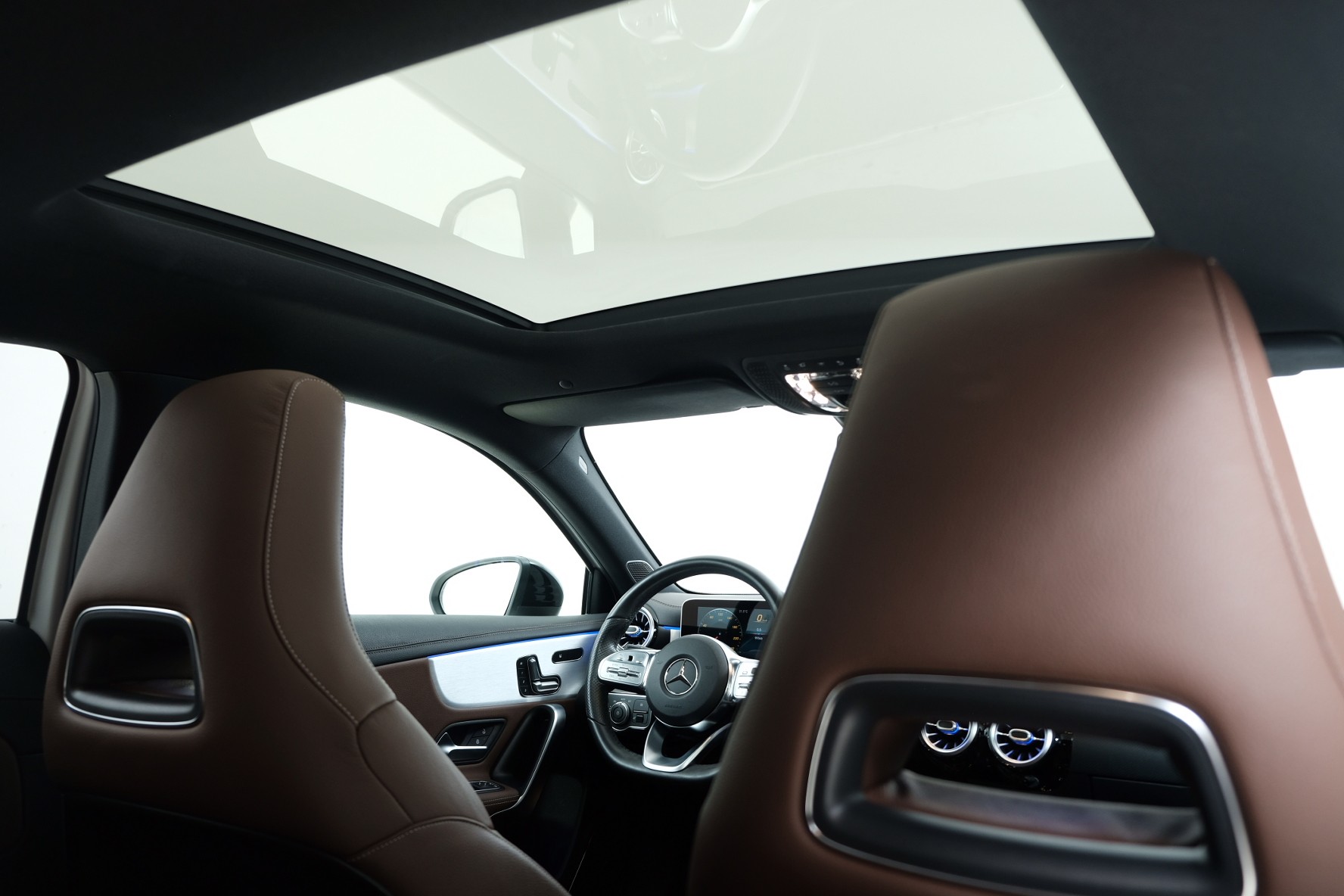 MERCEDES-BENZ A 250 4Matic AMG Line 4Matic 7G-DCT-image-12