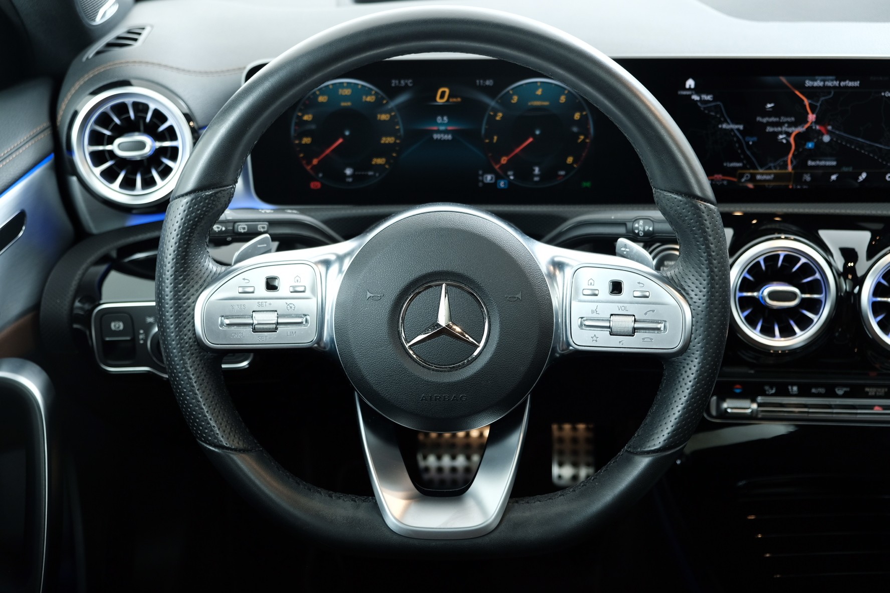MERCEDES-BENZ A 250 4Matic AMG Line 4Matic 7G-DCT-image-7