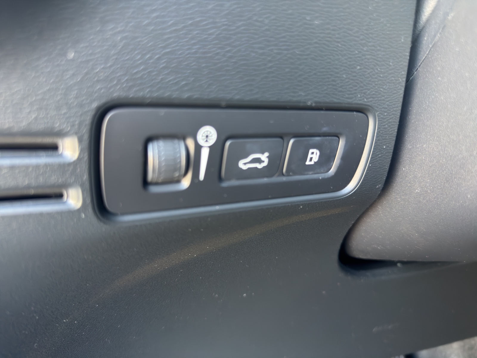VOLVO XC40 T4 TwE Inscription Expression DCT-image-13