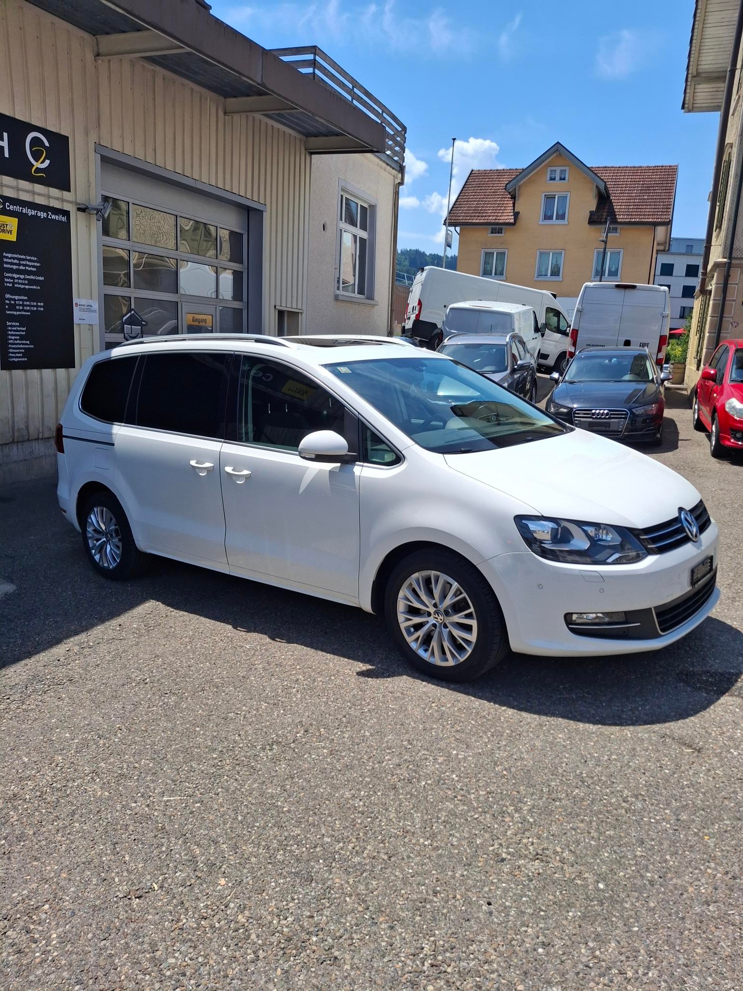 VW Sharan 2.0 TSI Highline DSG-image-3