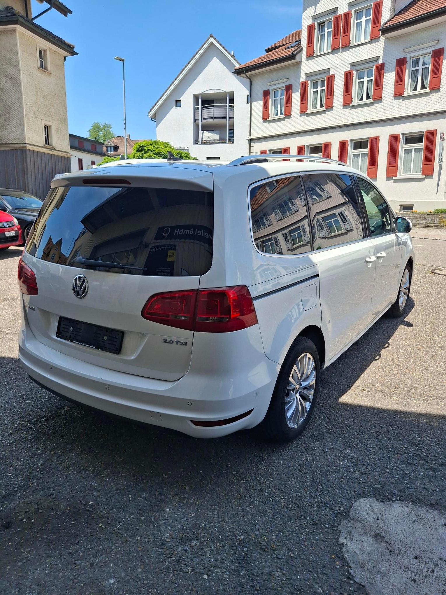 VW Sharan 2.0 TSI Highline DSG-image-2