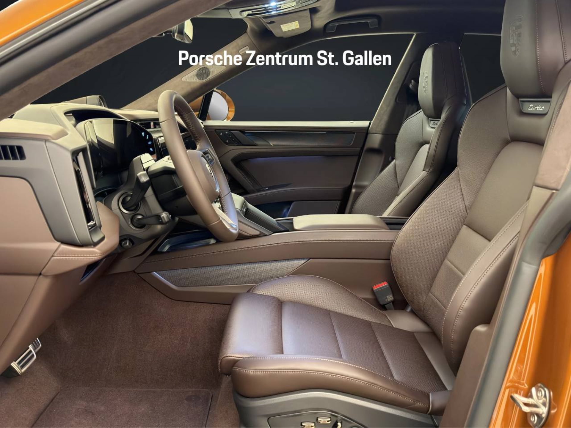 PORSCHE Cayenne Turbo Electric-image-4