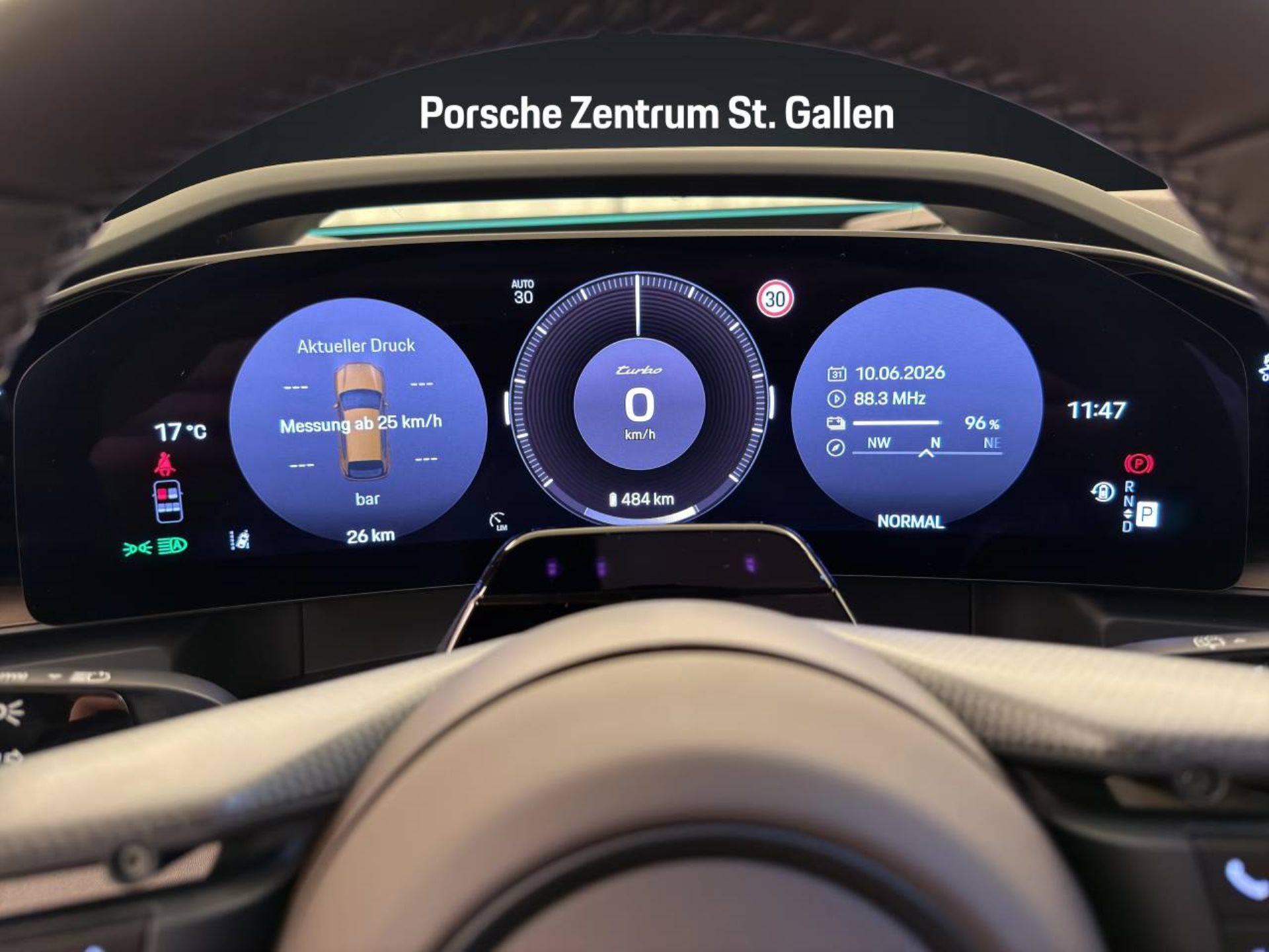 PORSCHE Cayenne Turbo Electric-image-22