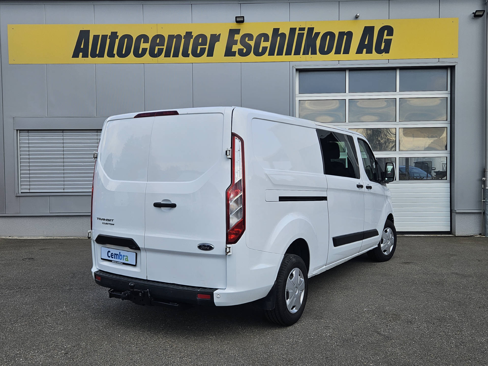FORD Transit Custom Van 300 L2 2.0 TDCi 130 Trend-image-4