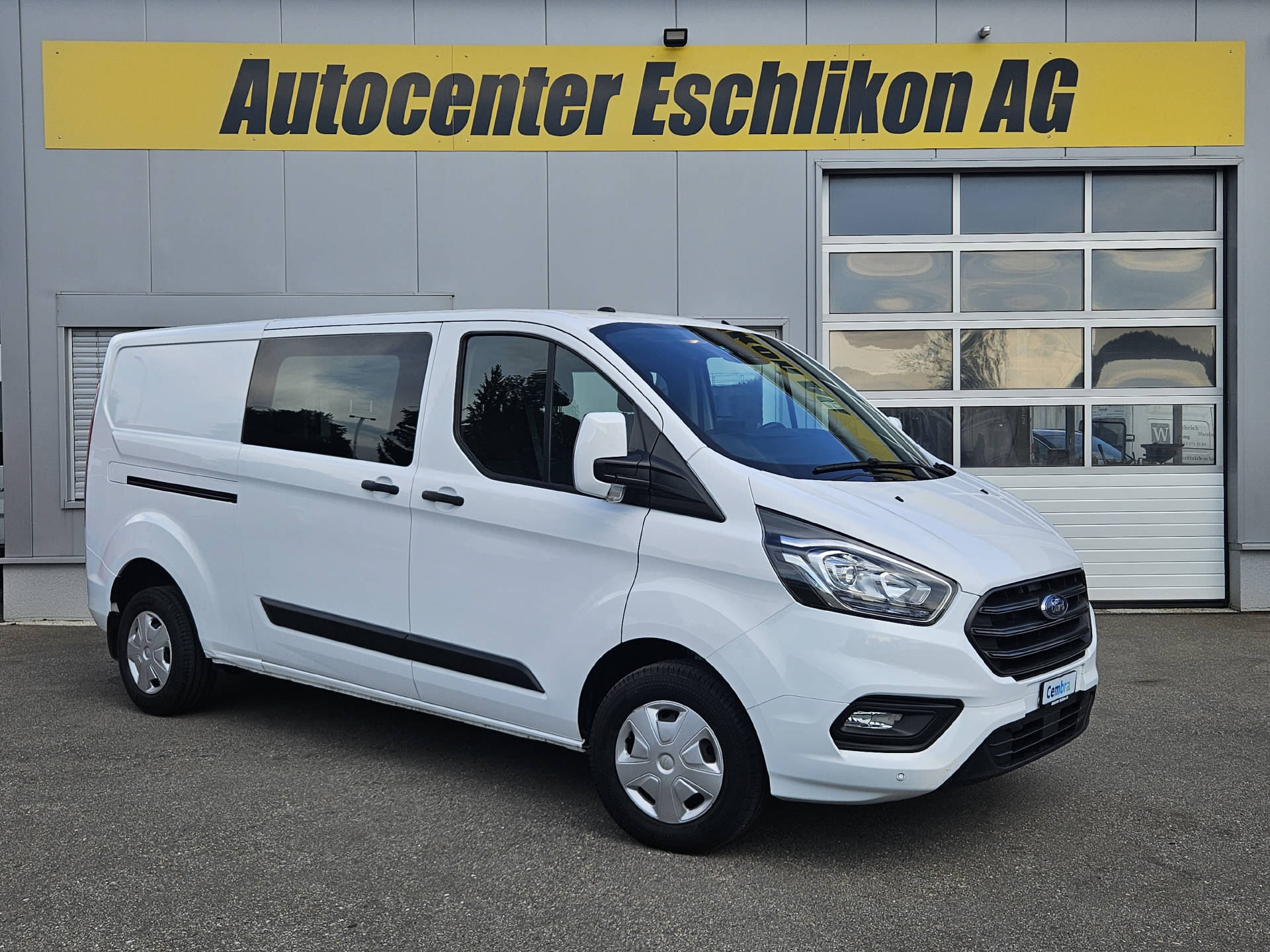 FORD Transit Custom Van 300 L2 2.0 TDCi 130 Trend-image-2