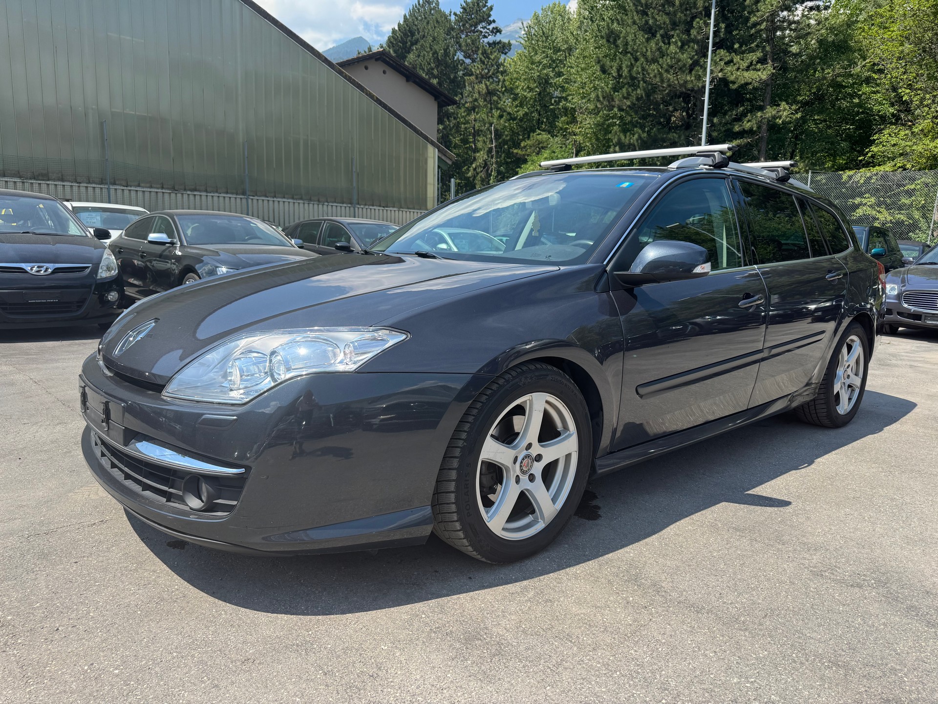 RENAULT Laguna Grandtour 2.0 16V T Dynamique Automatic-image-8