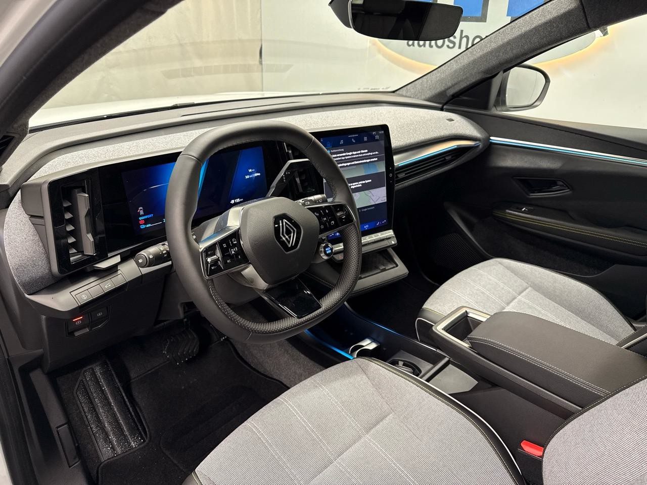 RENAULT Scénic E-Tech Long Range Techno-image-3