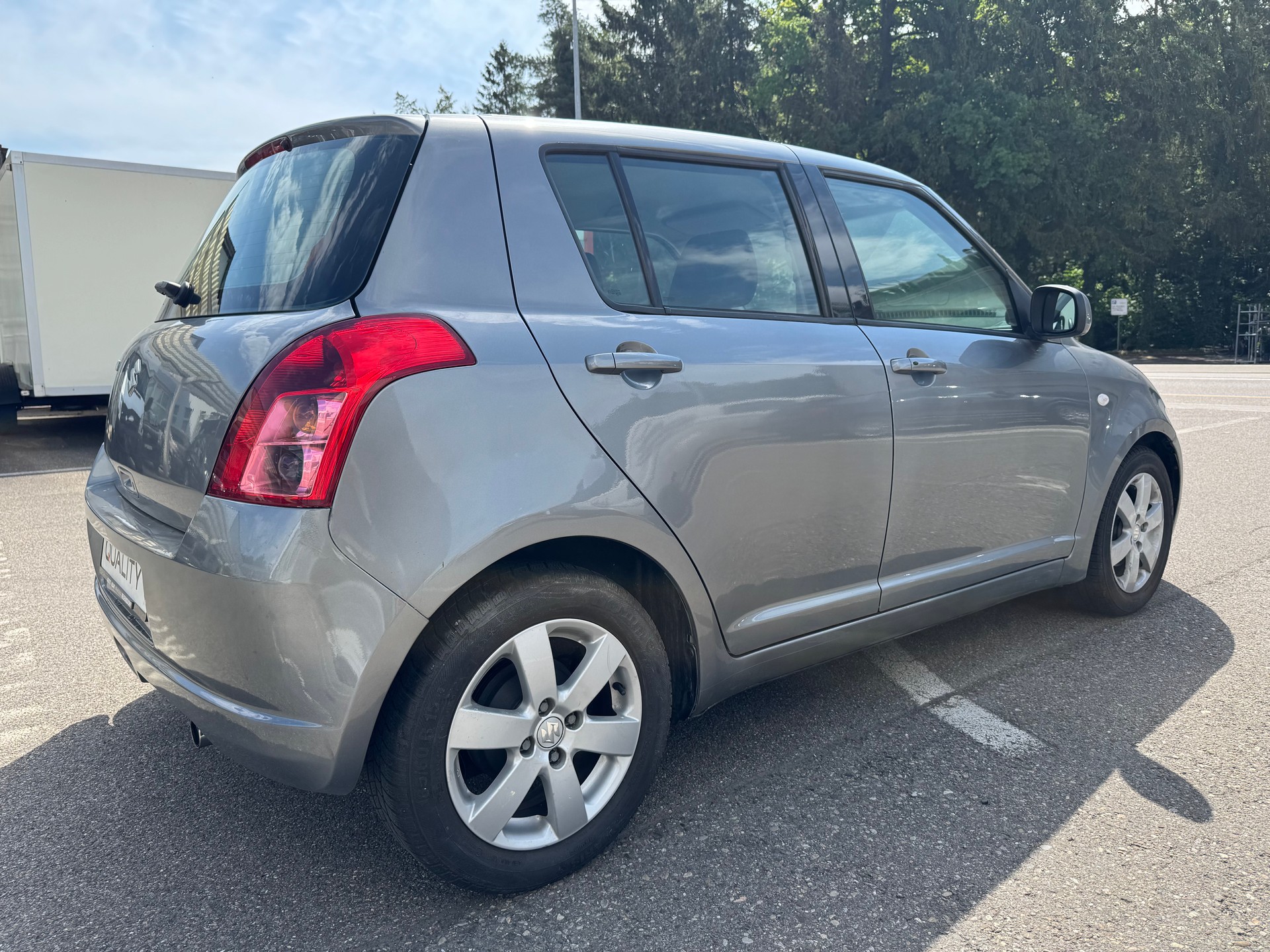 SUZUKI Swift 1.5i 16V VVT GL Top-image-5