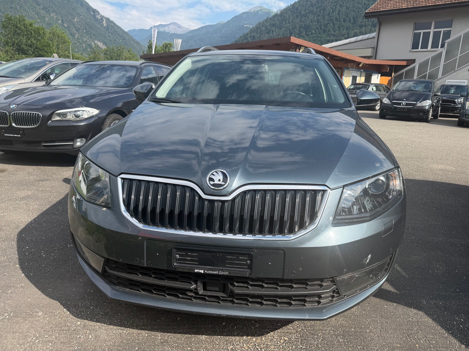 SKODA Octavia Combi 1.8 TSI Ambition 4x4 DSG-image-0