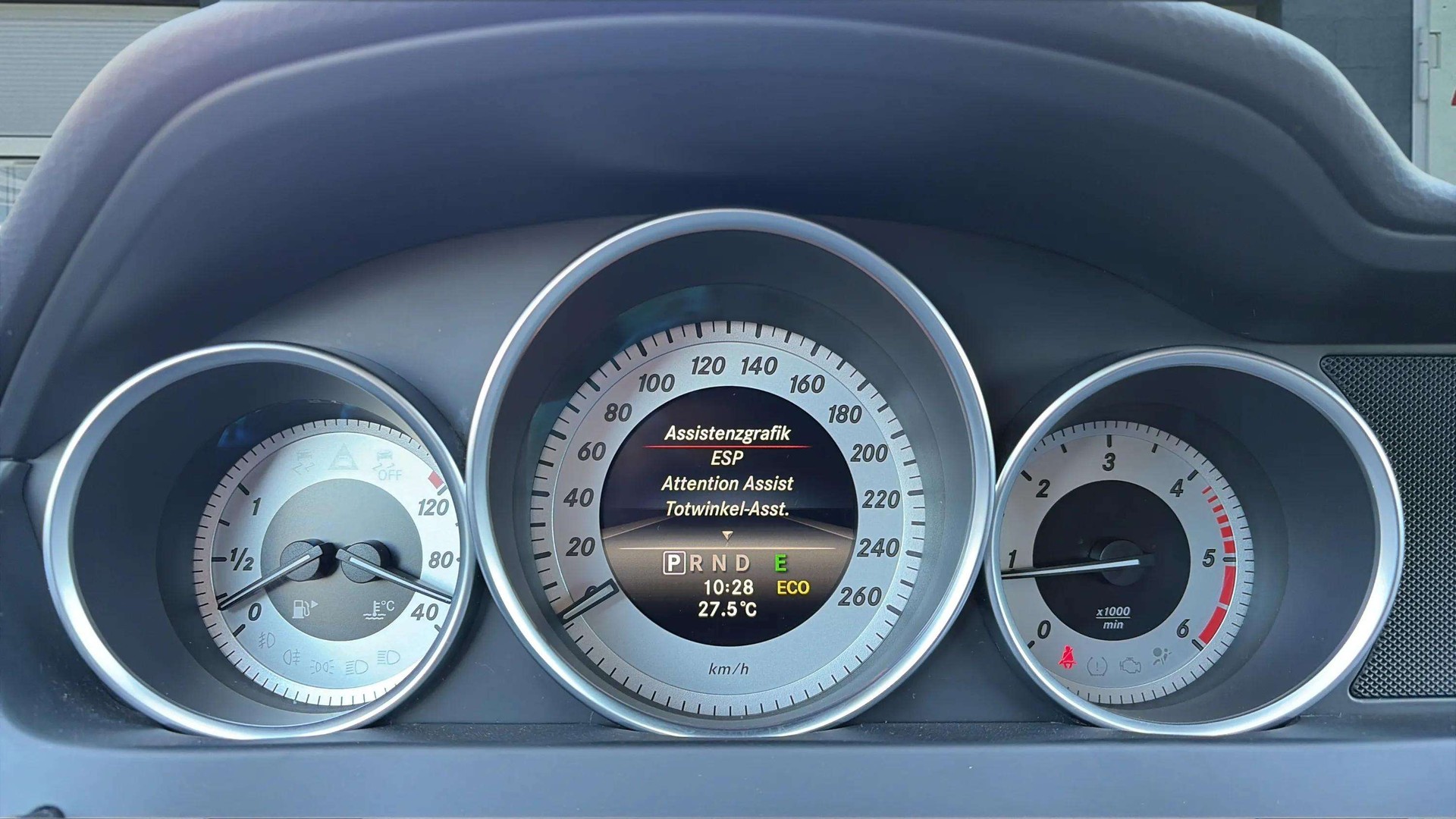 MERCEDES-BENZ C 250 CDI Avantgarde 4Matic 7G-Tronic mit AHK-image-18