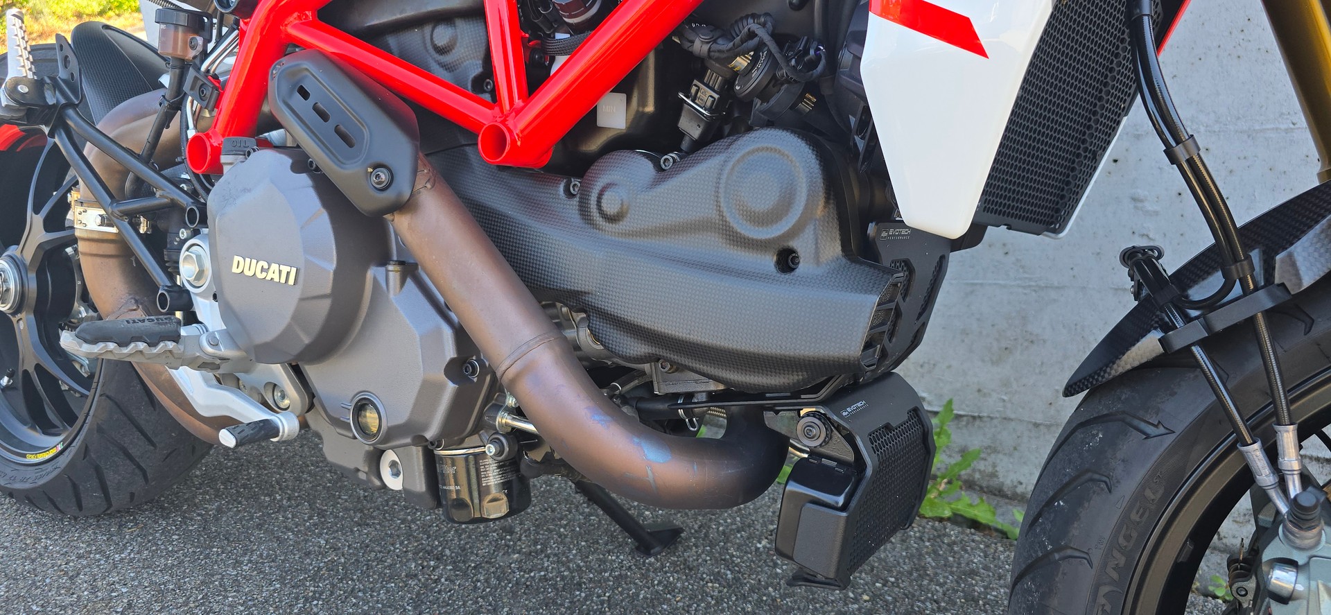 DUCATI Hypermotard 950 SP-image-4