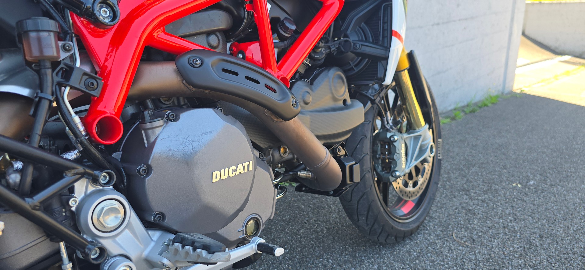 DUCATI Hypermotard 950 SP-showroom-element-3