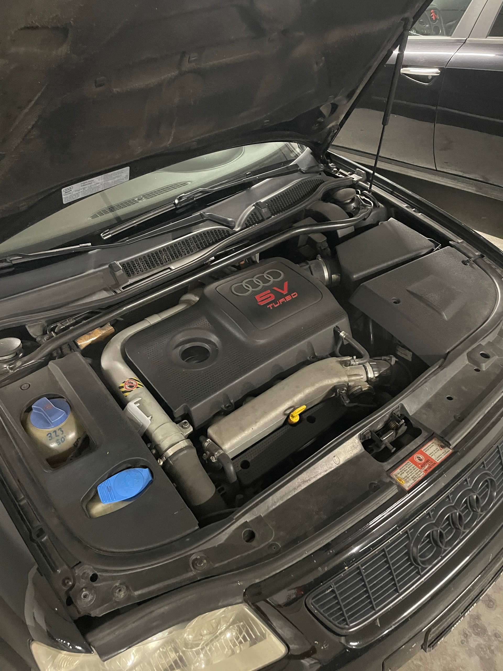 AUDI 1.8 20V Turbo 210 quattro-image-5
