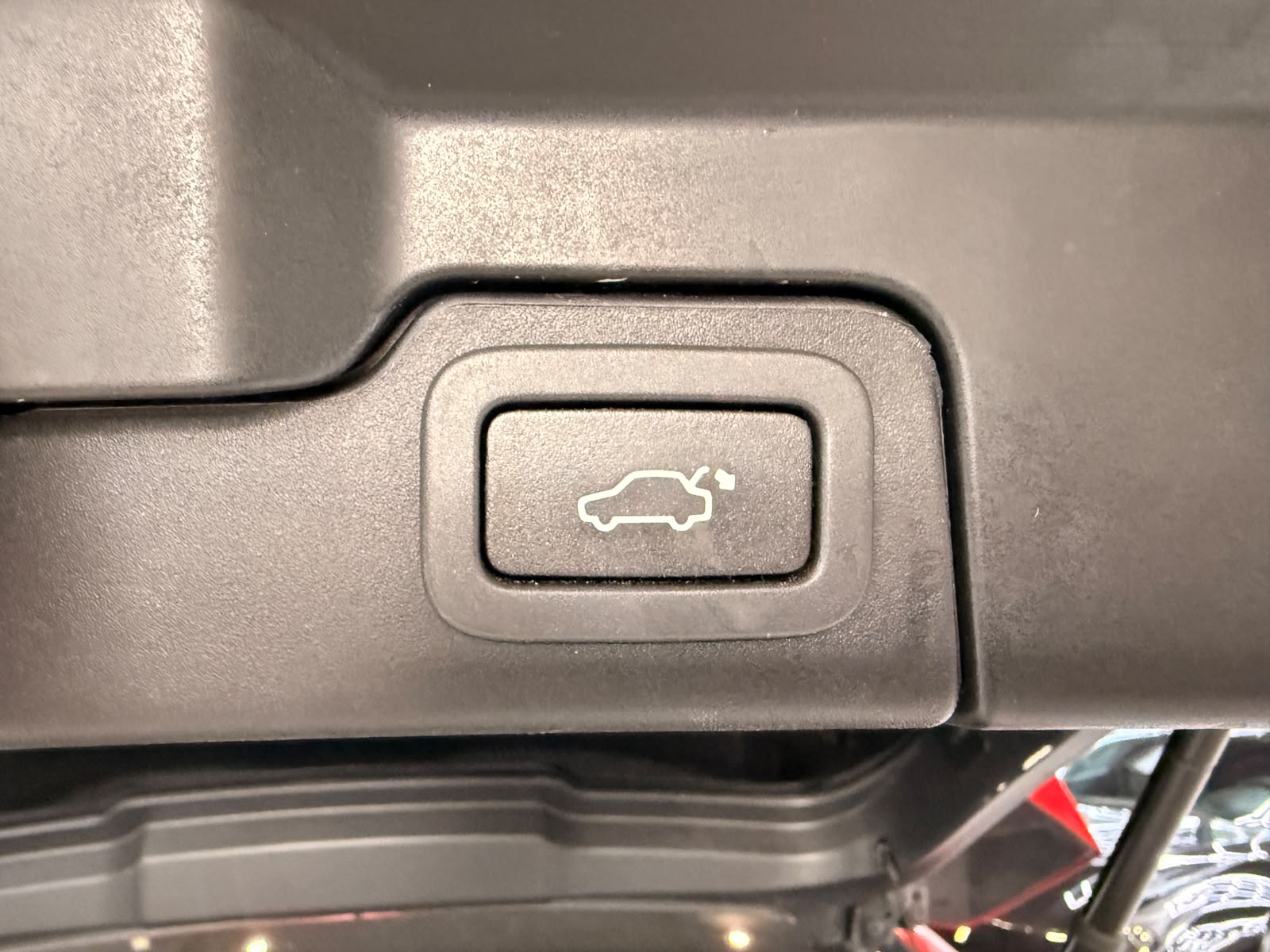 LAND ROVER Range Rover Evoque 2.2 TD4 Pure AT6-image-19