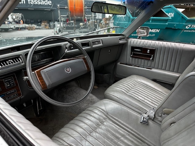 CADILLAC SEVILLE-image-3