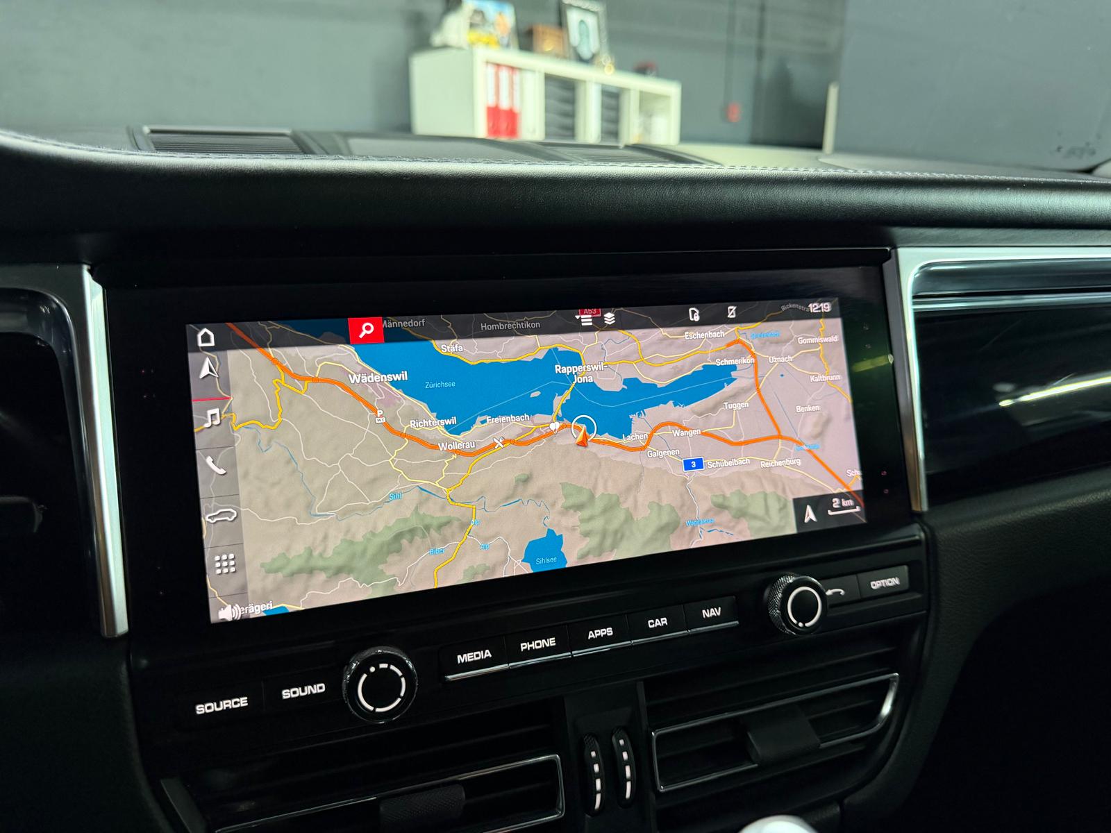 PORSCHE Macan S Limited White&Black Performance PDK 2Jahre Garantie-image-13