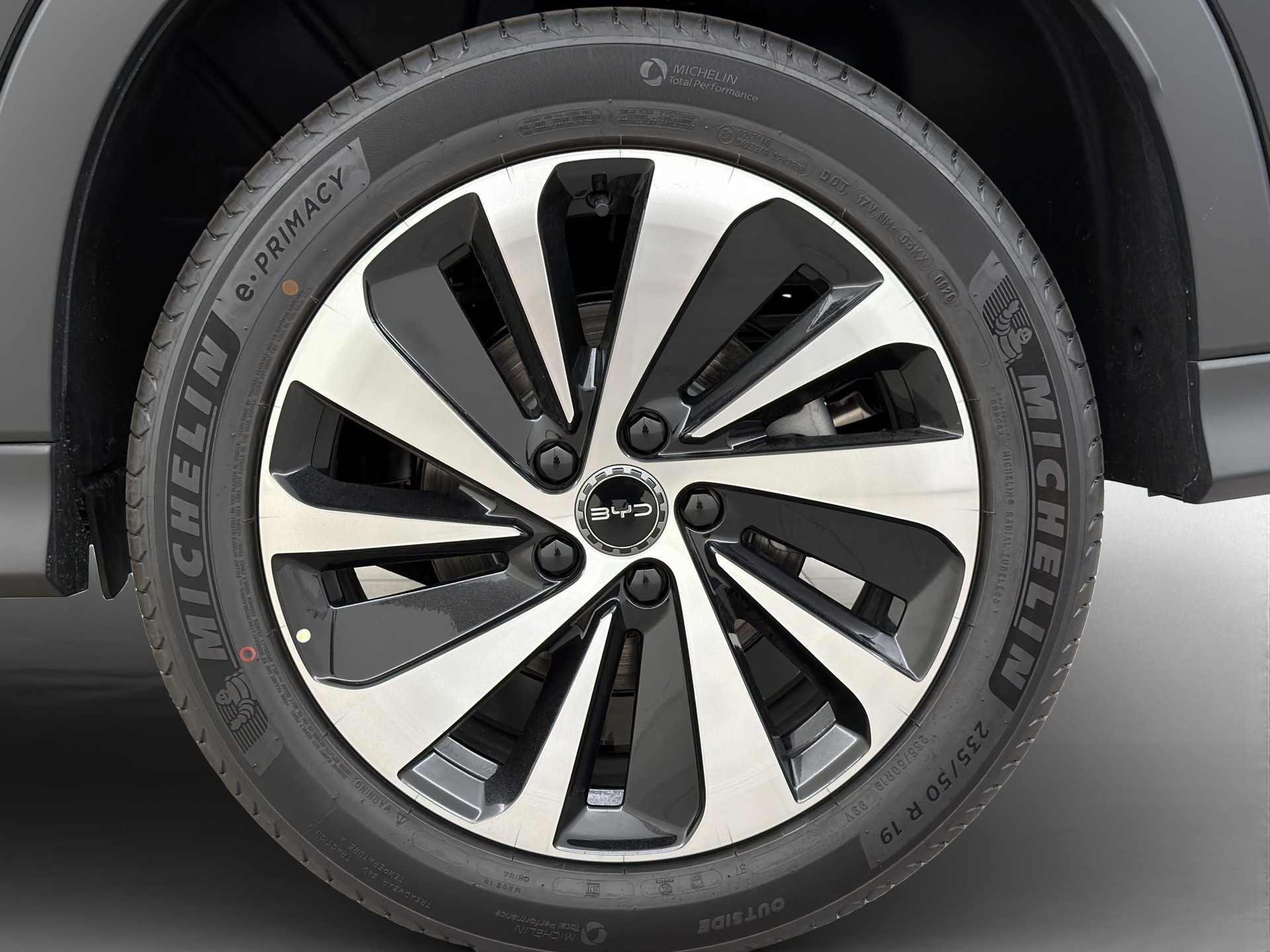 BYD Seal U DM-i Design AWD-image-6