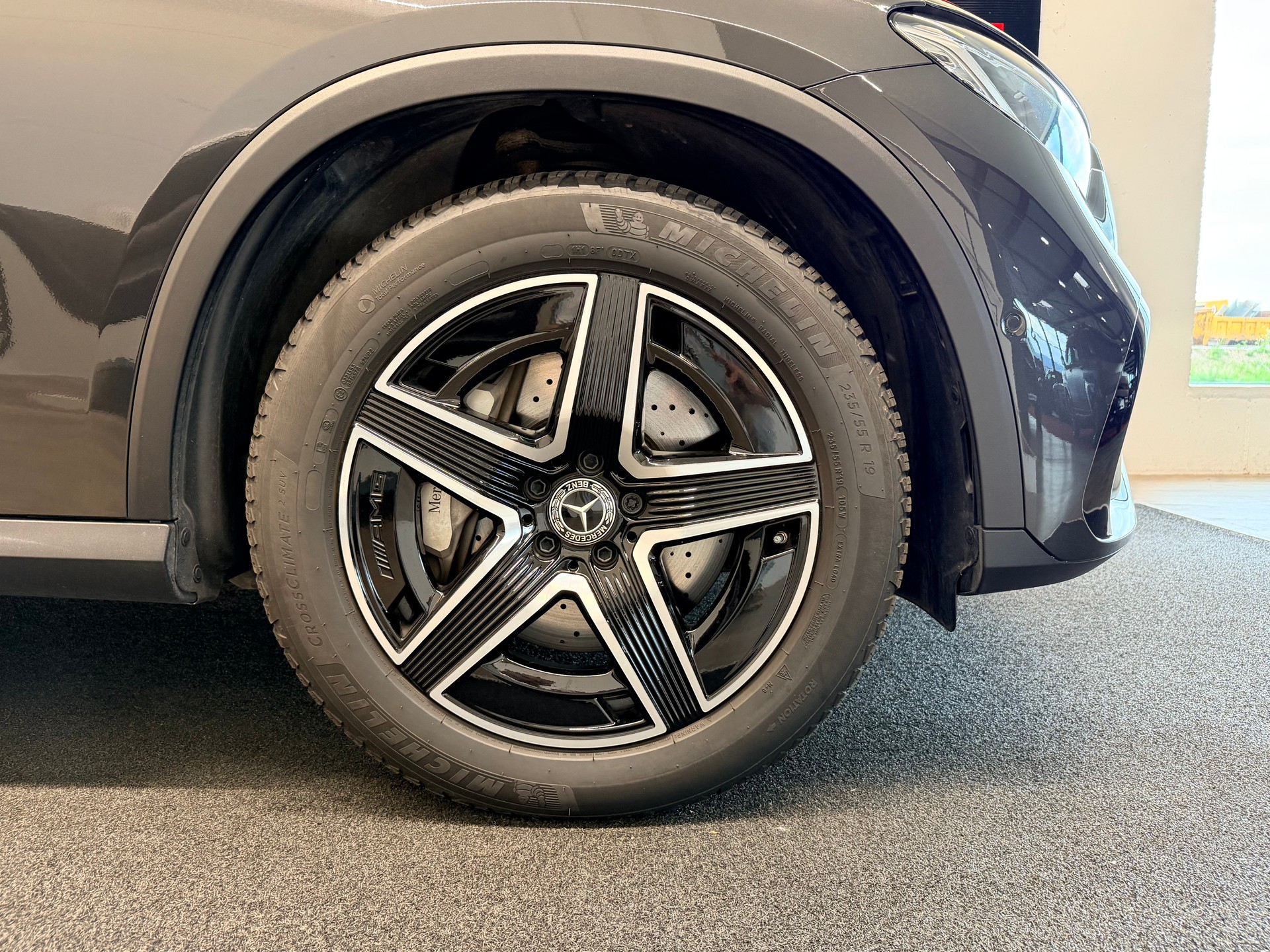 MERCEDES-BENZ GLC 300 d 4Matic 9G-Tronic-image-5
