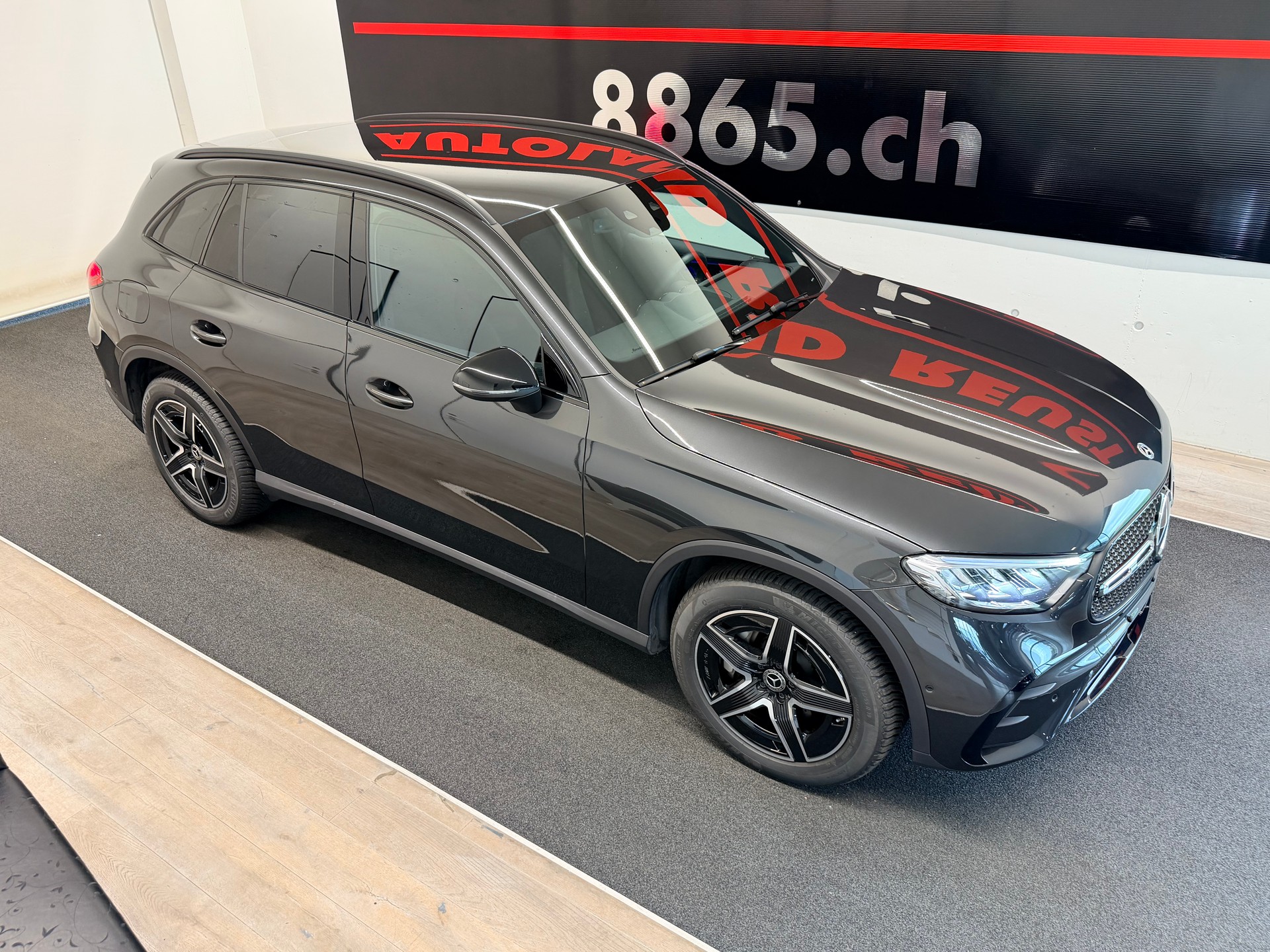 MERCEDES-BENZ GLC 300 d 4Matic 9G-Tronic-image-4