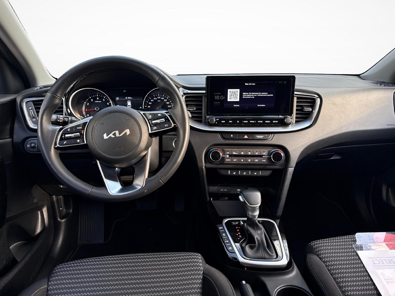 KIA Ceed SW 1.5 T-GDi MHEV Power-image-8