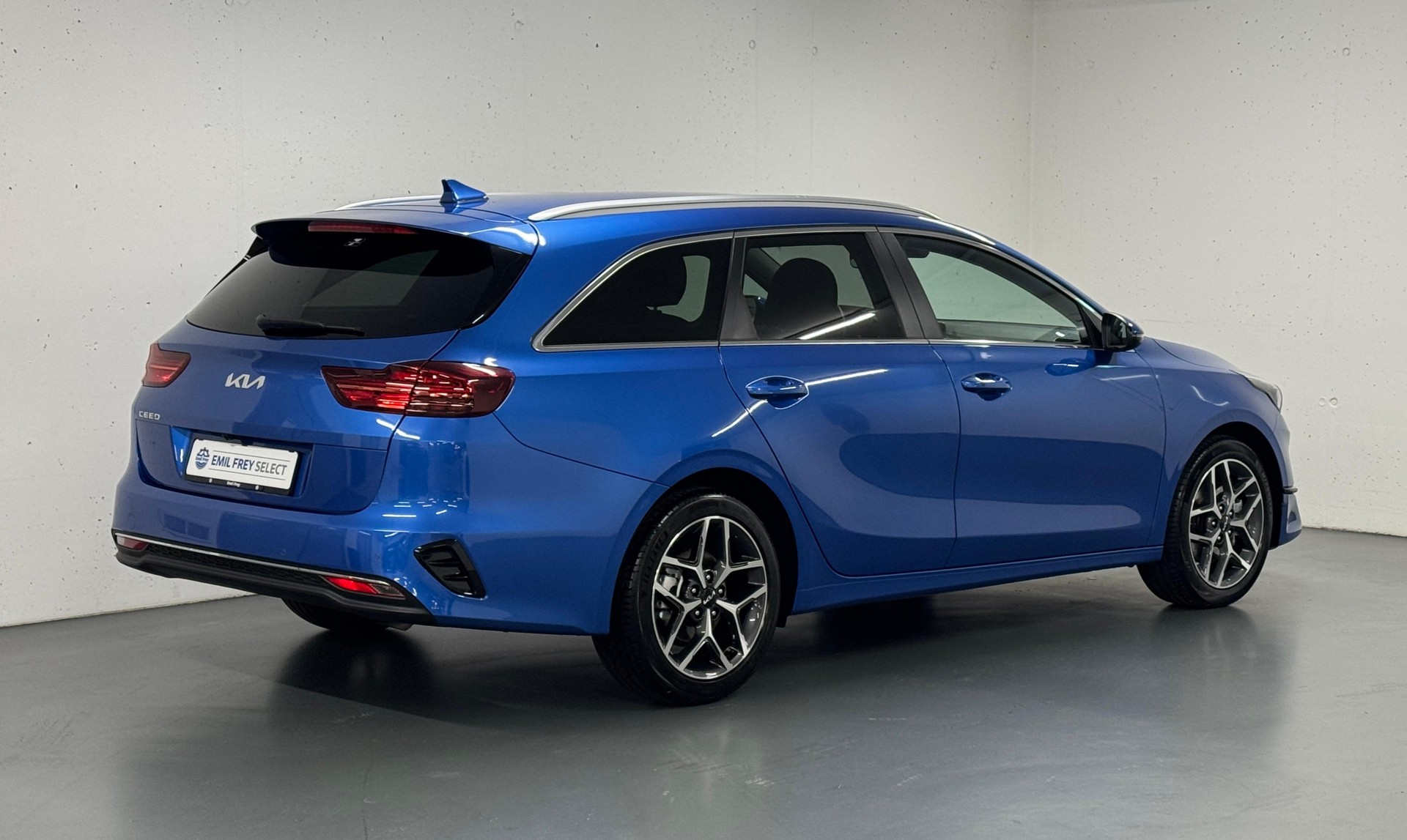 KIA Ceed SW 1.5 T-GDi MHEV Power-image-13