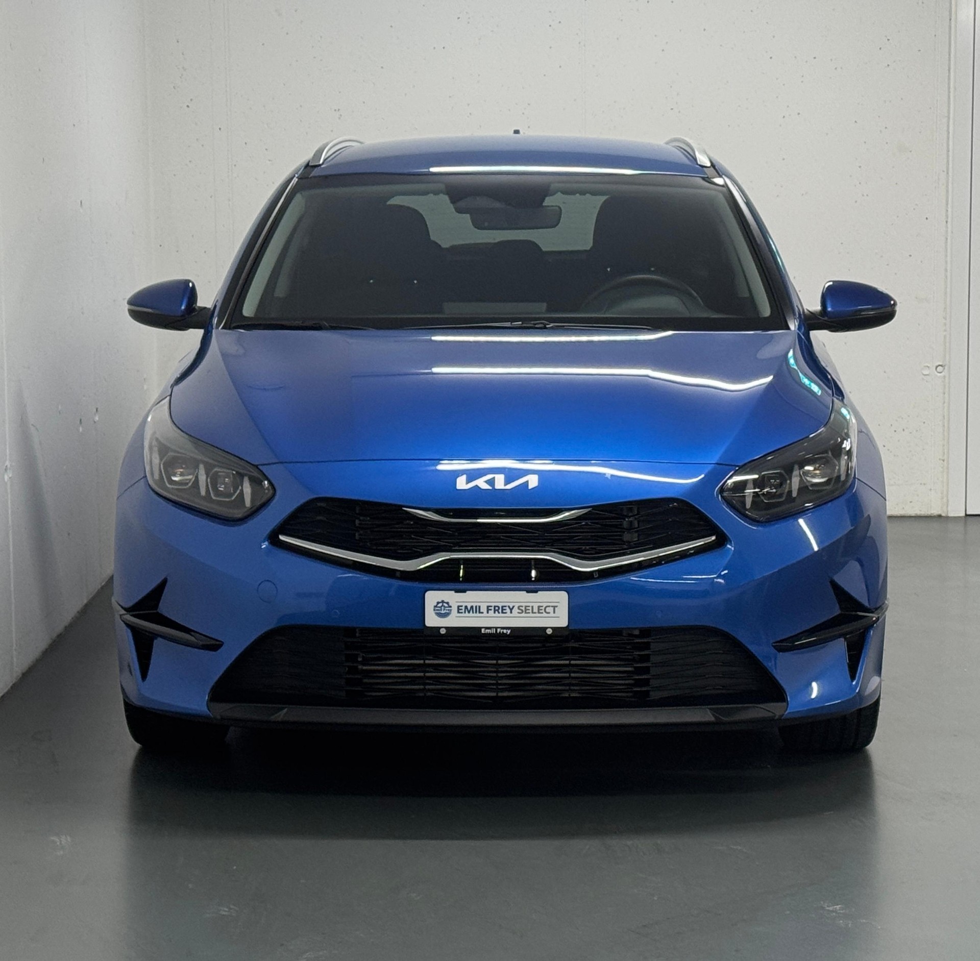 KIA Ceed SW 1.5 T-GDi MHEV Power-image-3