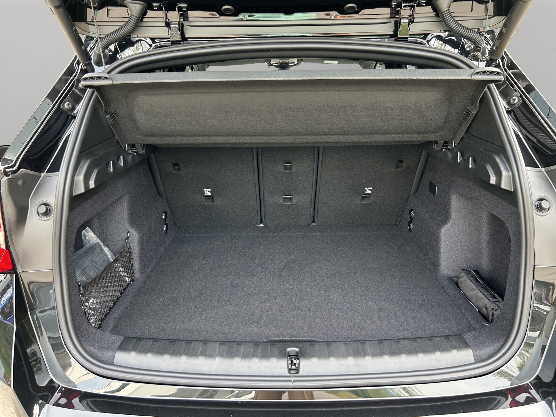 BMW X1 xDrive 30e M Sport-image-17