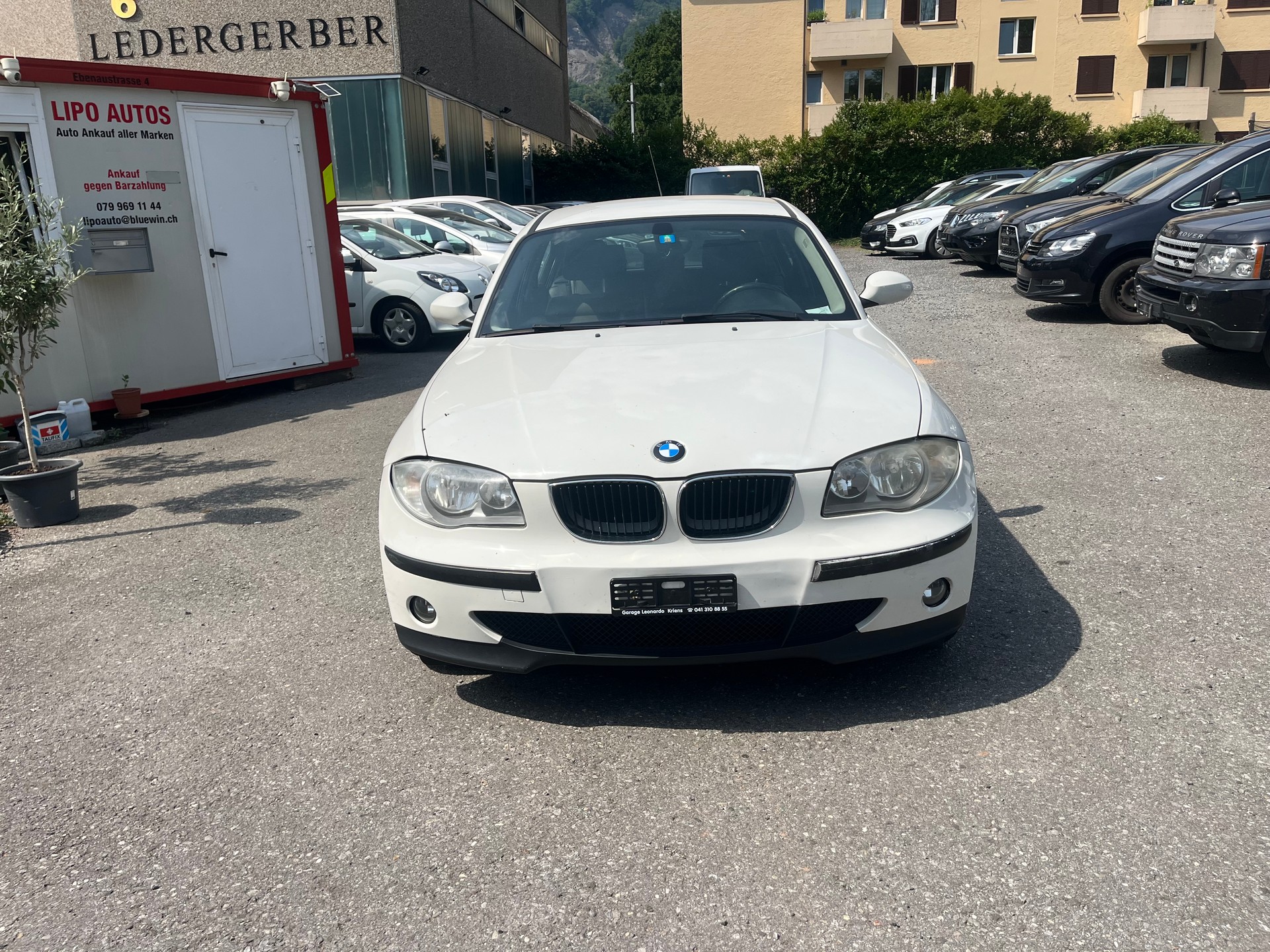 BMW 116i-image-0
