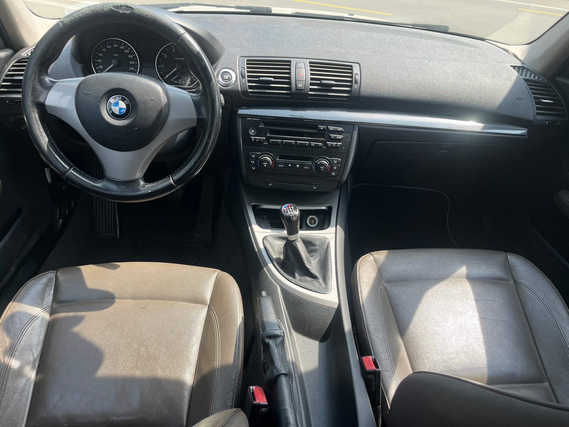BMW 116i-image-7